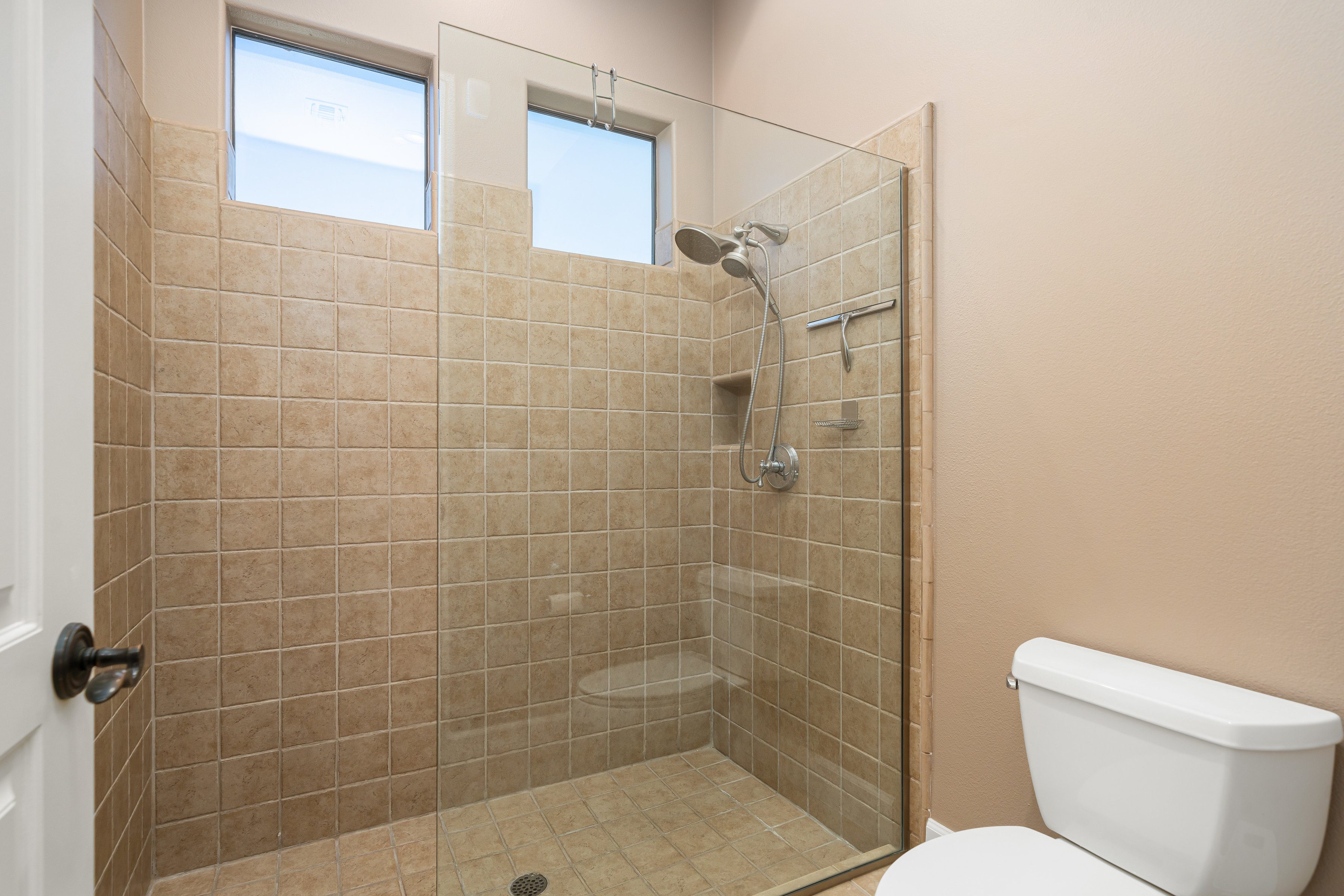  South Facing Gated La Quinta Pool Home - 物件實景