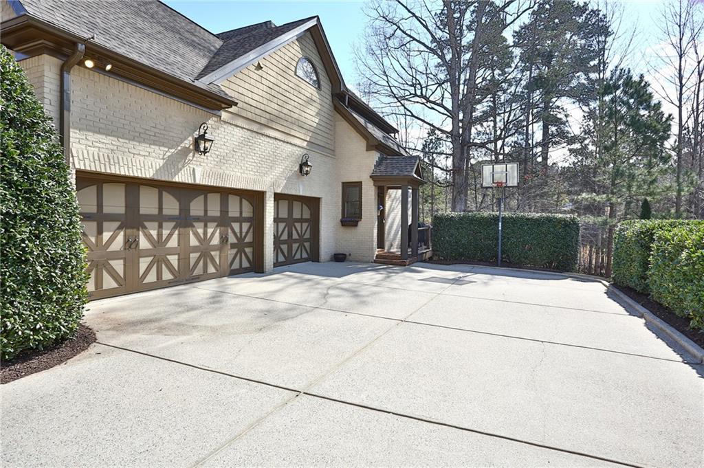 Suwanee, Georgia, 30024, United States, 5 Bedrooms Bedrooms, ,5 BathroomsBathrooms,Residential,For Sale,2025852