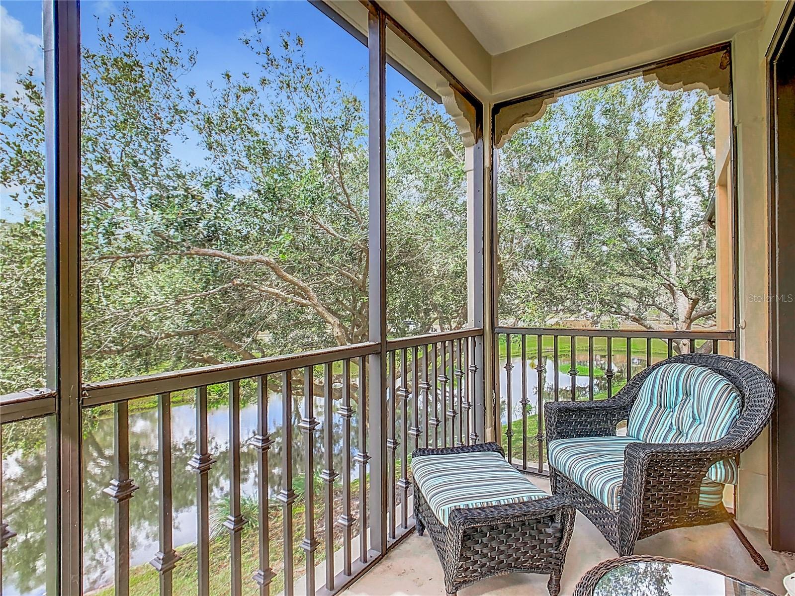 CELEBRATION, Florida, 34747, United States, 2 Bedrooms Bedrooms, ,2 BathroomsBathrooms,Residential,For Sale,1982943