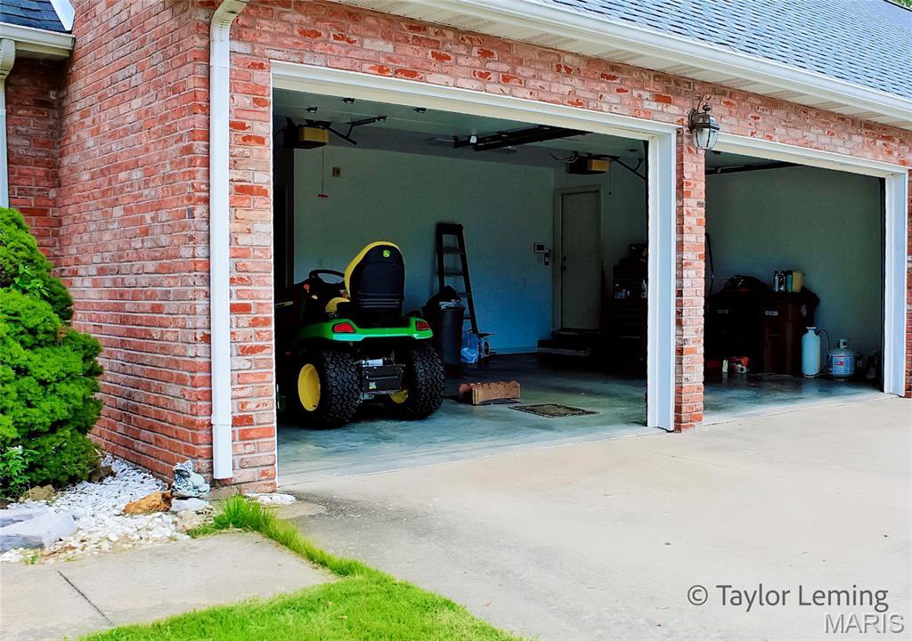 Cape Girardeau, Missouri, 63701, United States, 4 Bedrooms Bedrooms, ,3 BathroomsBathrooms,Residential,For Sale,1974891