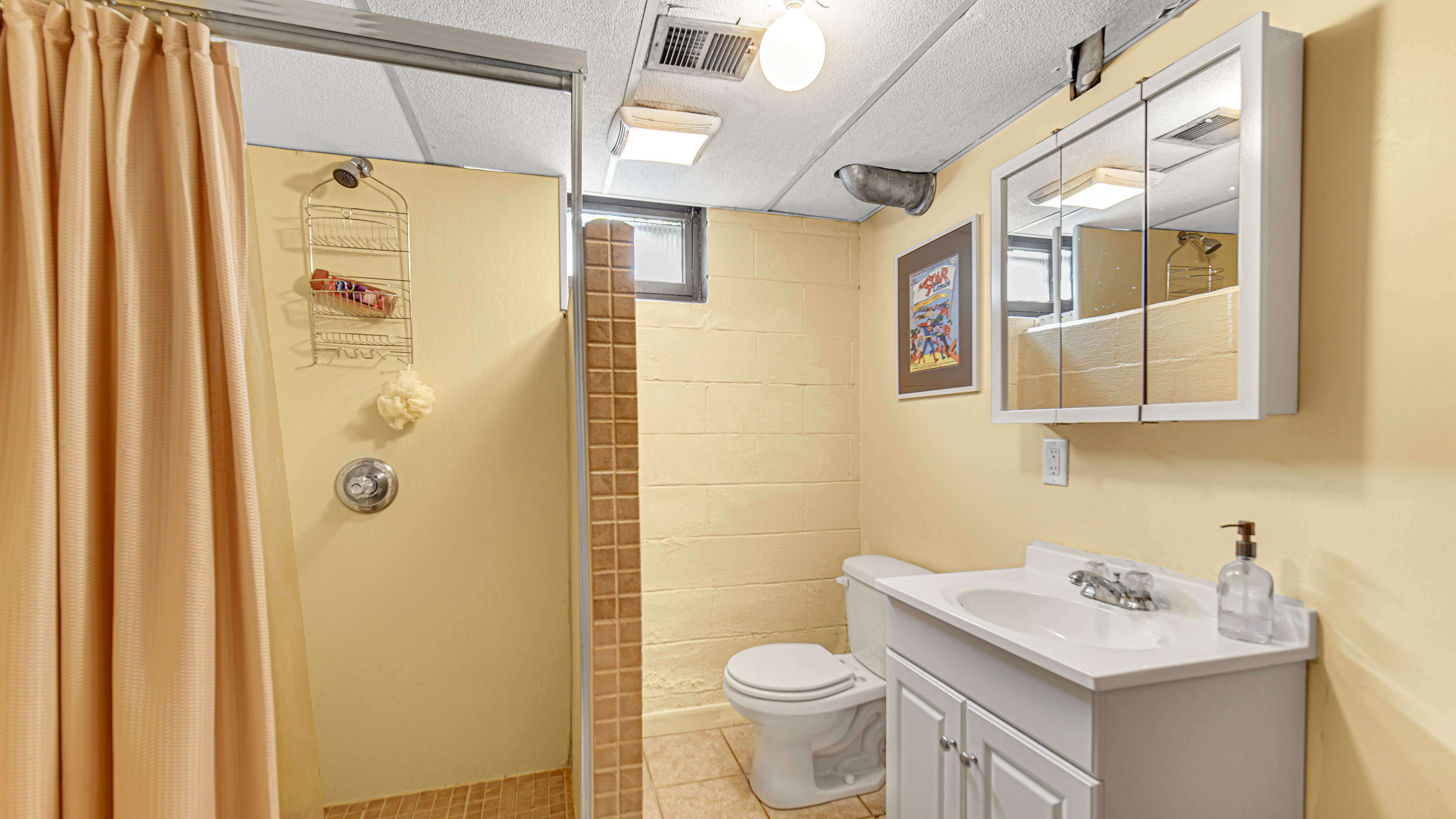  Meticulously Maintained Brick Ranch in Desirable Highland Location - 物件實景