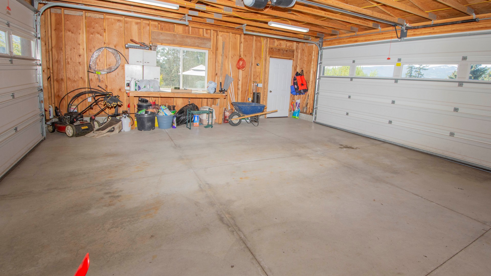 Bonners Ferry, Idaho, 83805, United States, 4 Bedrooms Bedrooms, ,4 BathroomsBathrooms,Residential,For Sale,1920426
