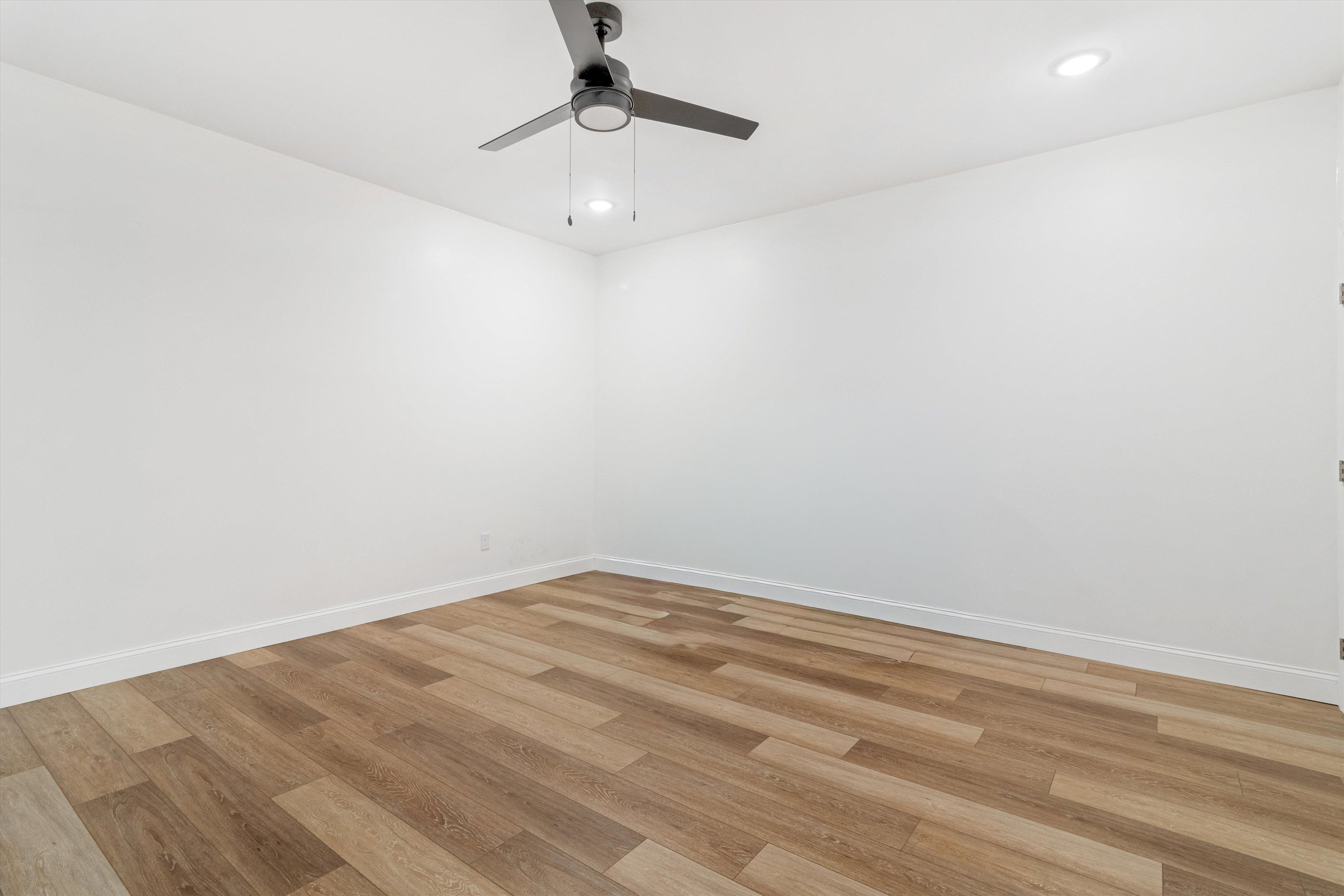 Jackson, Tennessee, 38301-5272, United States, 3 Bedrooms Bedrooms, ,3 BathroomsBathrooms,Residential,For Sale,2003469