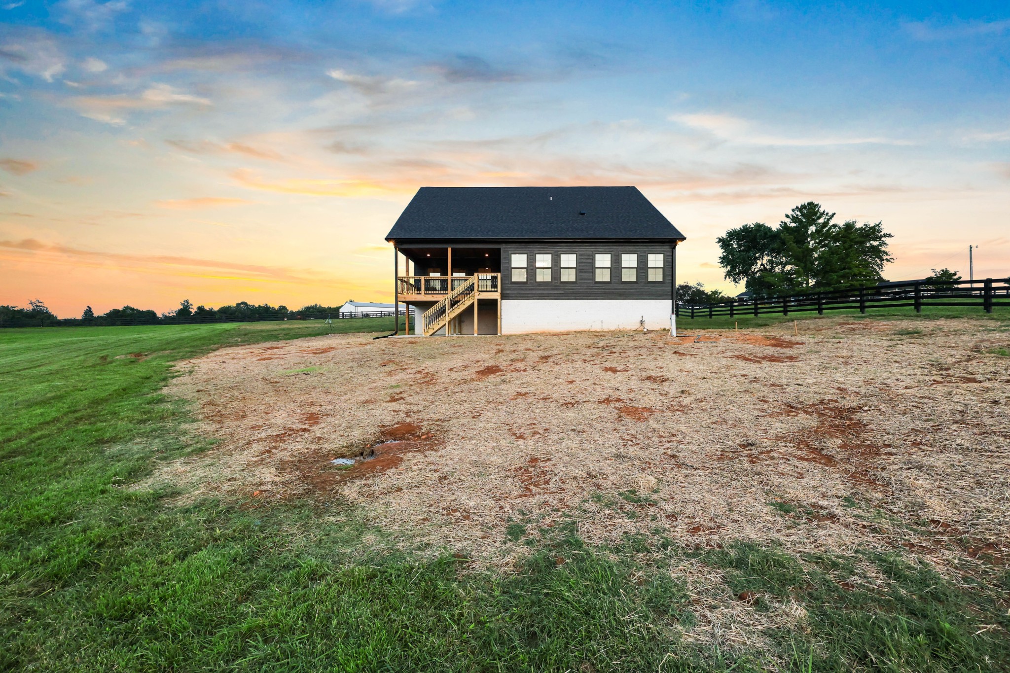 Adams, Tennessee, 37010, United States, 4 Bedrooms Bedrooms, ,4 BathroomsBathrooms,Residential,For Sale,1904806