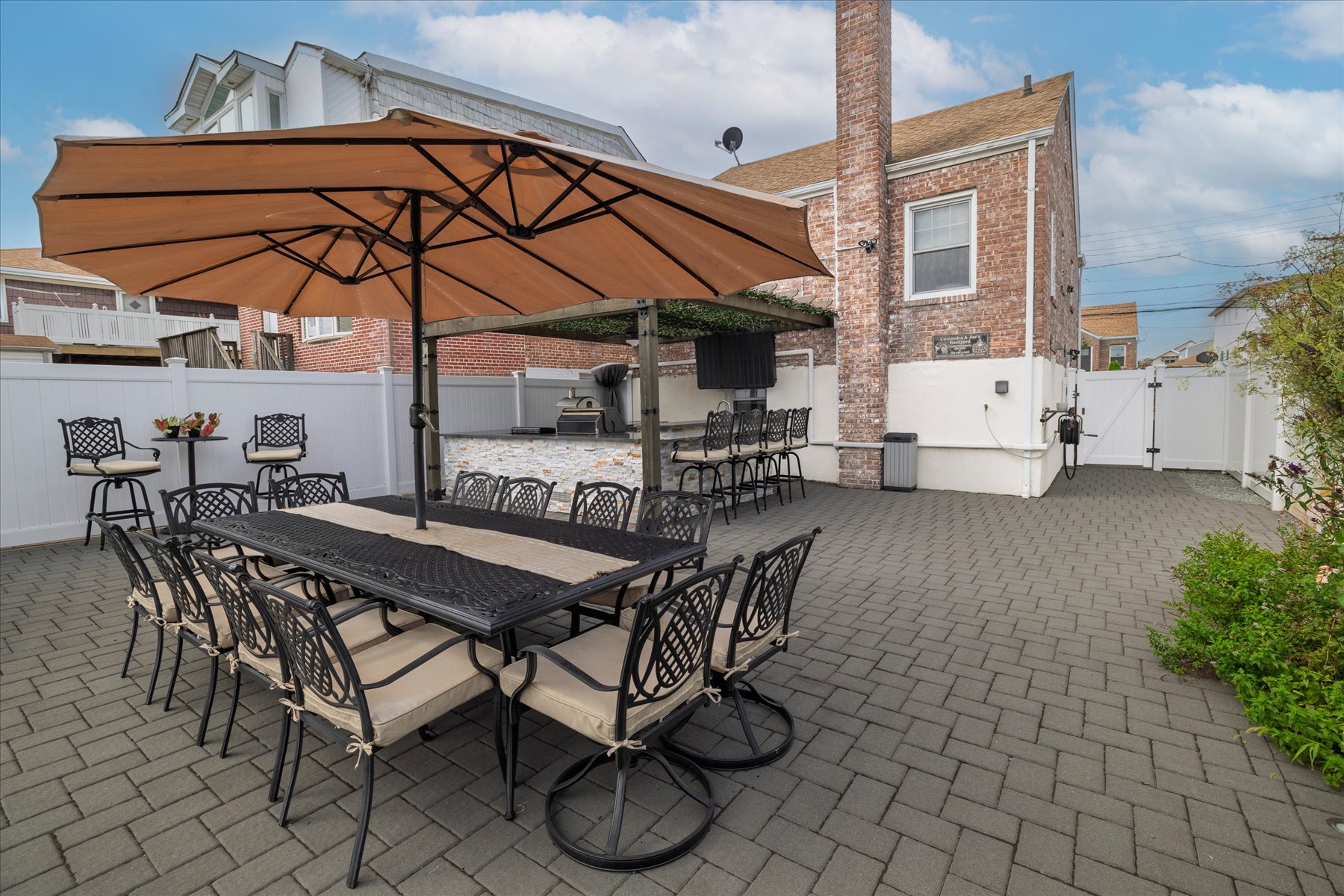  156-21 96th Street, Howard Beach, NY, 11414 - 物件實景