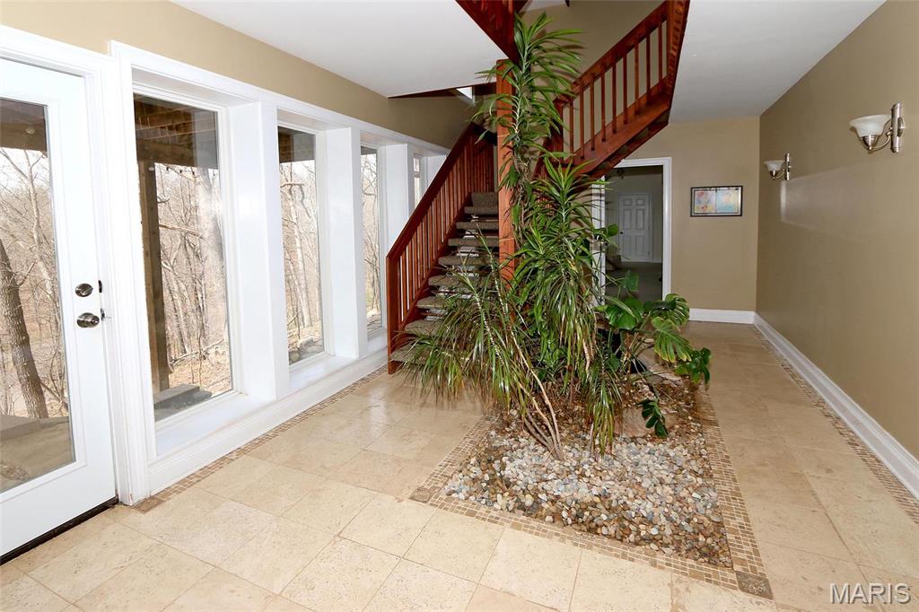 Ballwin, Missouri, 63021, United States, 4 Bedrooms Bedrooms, ,4 BathroomsBathrooms,Residential,For Sale,1794214