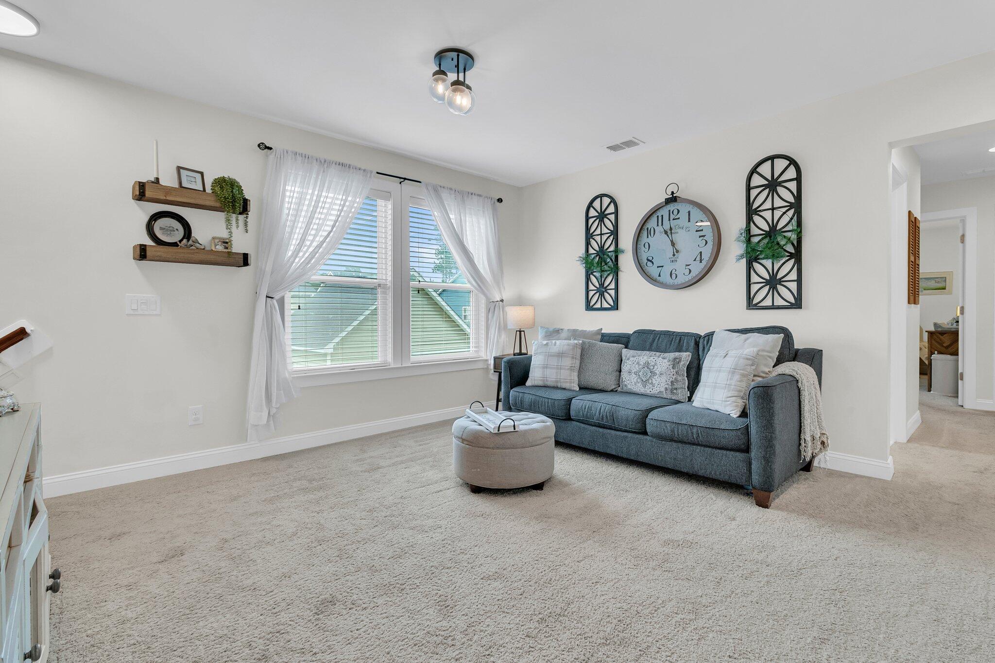 Charleston, South Carolina, 29414, United States, 4 Bedrooms Bedrooms, ,3 BathroomsBathrooms,Residential,For Sale,1979089