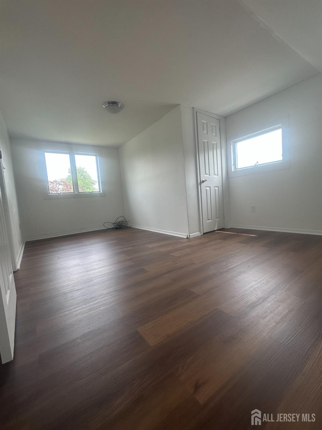 Rahway, New Jersey, 08857, United States, 4 Bedrooms Bedrooms, ,2 BathroomsBathrooms,Residential,For Sale,1906266