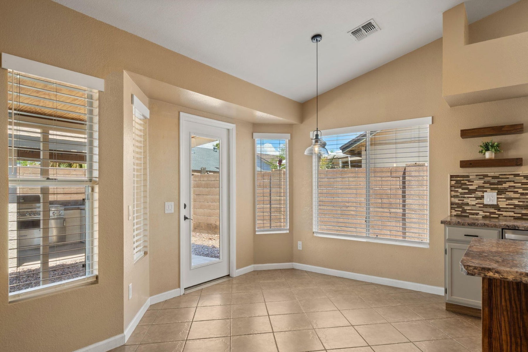  8434 W Dreyfus Drive¦Peoria, AZ - 物件實景