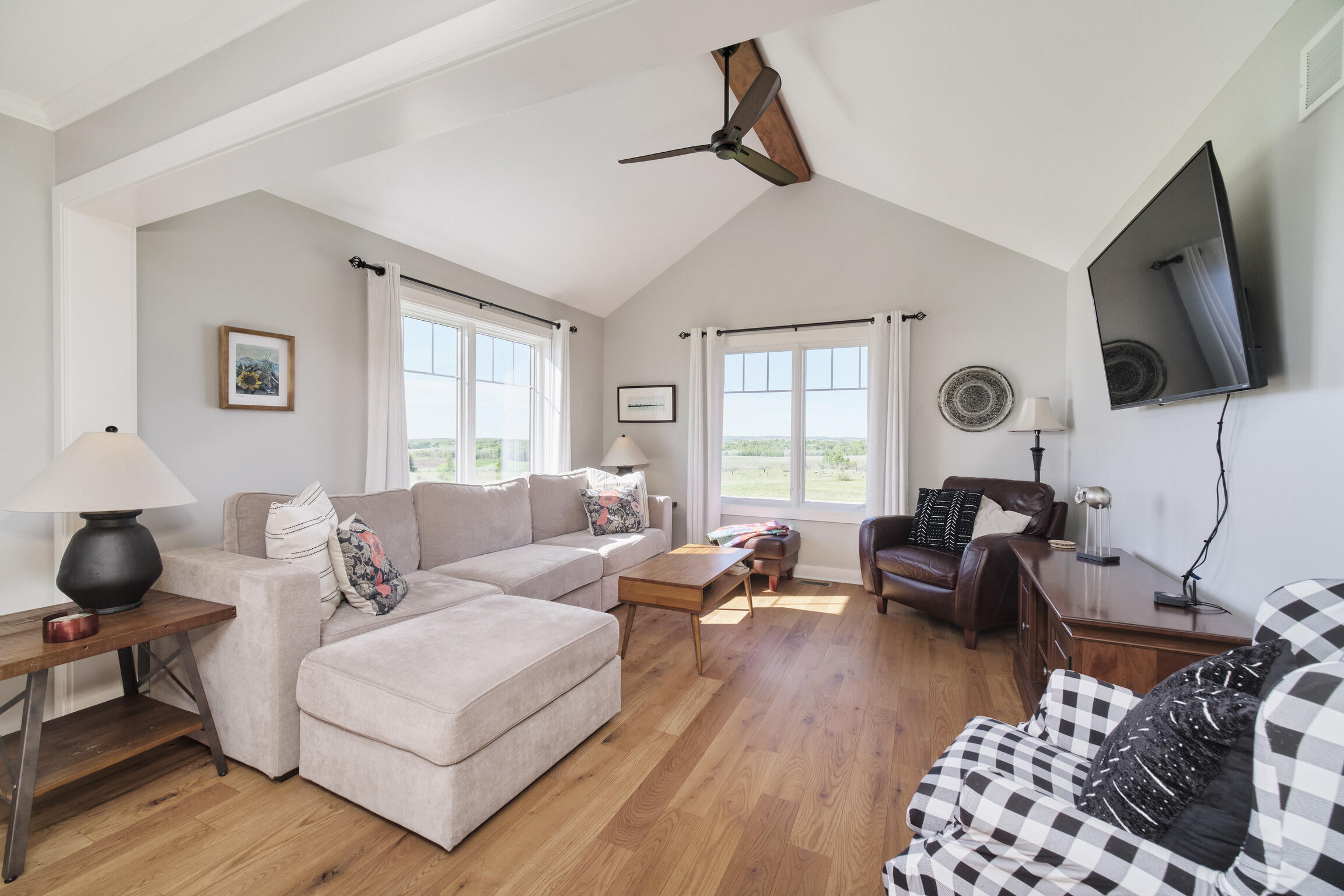 Manistee, Michigan, 49660, United States, 3 Bedrooms Bedrooms, ,2 BathroomsBathrooms,Residential,For Sale,2049083
