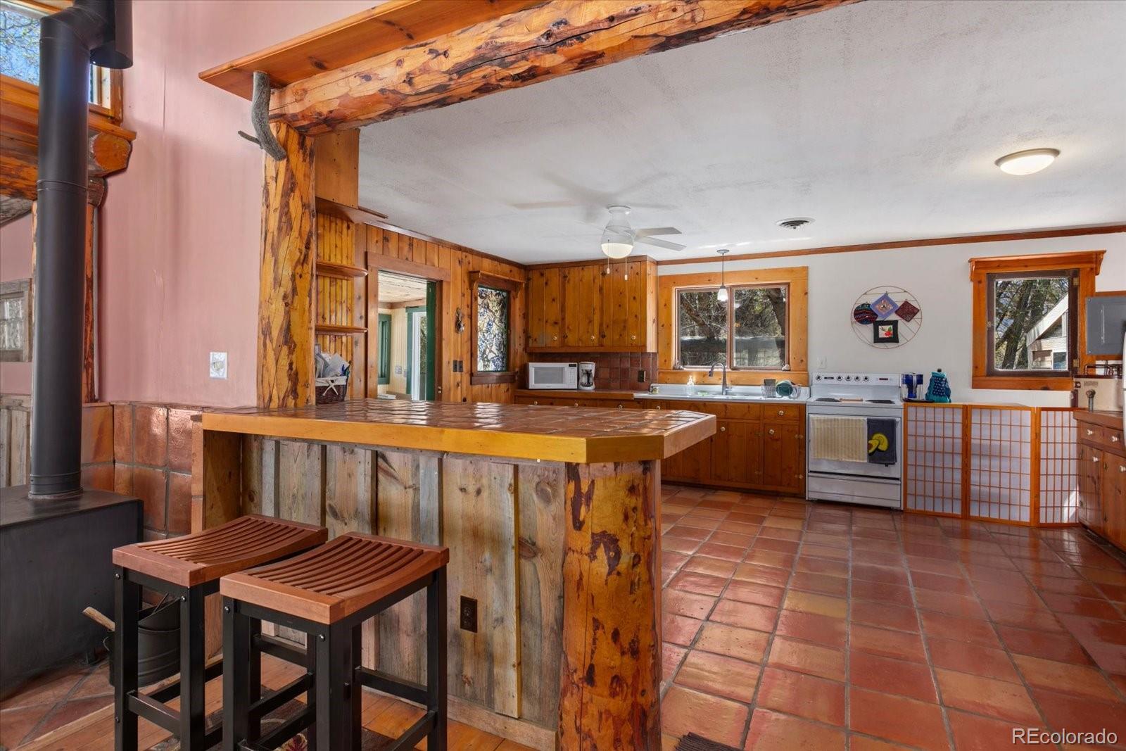 Salida, Colorado, 81201, United States, 2 Bedrooms Bedrooms, ,1 BathroomBathrooms,Residential,For Sale,2044333