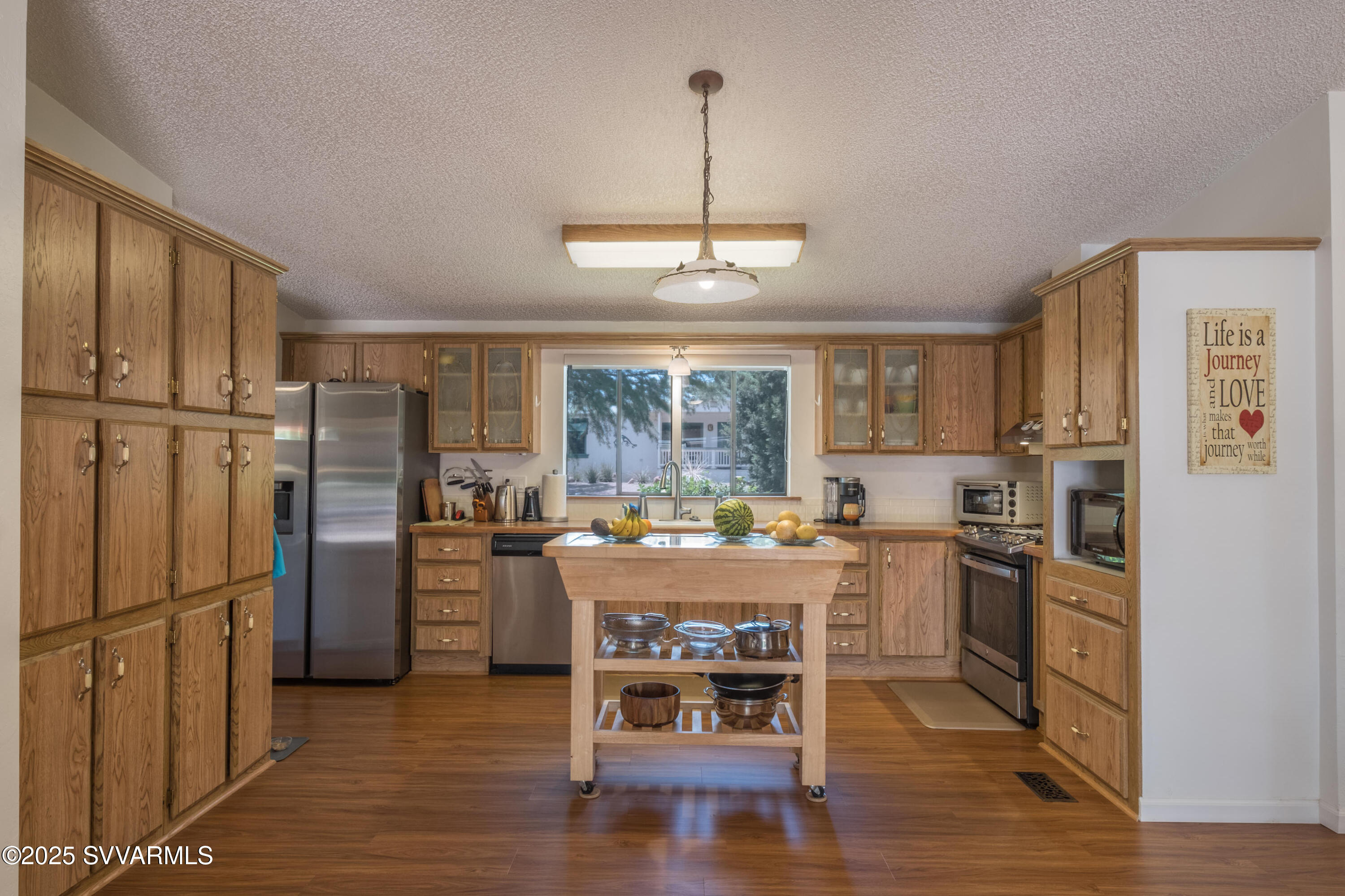 Sedona, Arizona, 86336, United States, 3 Bedrooms Bedrooms, ,2 BathroomsBathrooms,Residential,For Sale,1941724