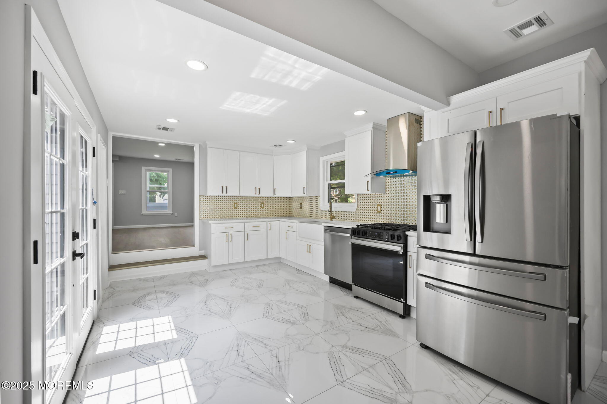 Matawan, New Jersey, 07747, United States, 3 Bedrooms Bedrooms, ,2 BathroomsBathrooms,Residential,For Sale,1977234