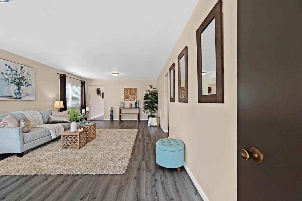 San Leandro, California, 94579, United States, 3 Bedrooms Bedrooms, ,1 BathroomBathrooms,Residential,For Sale,1921969