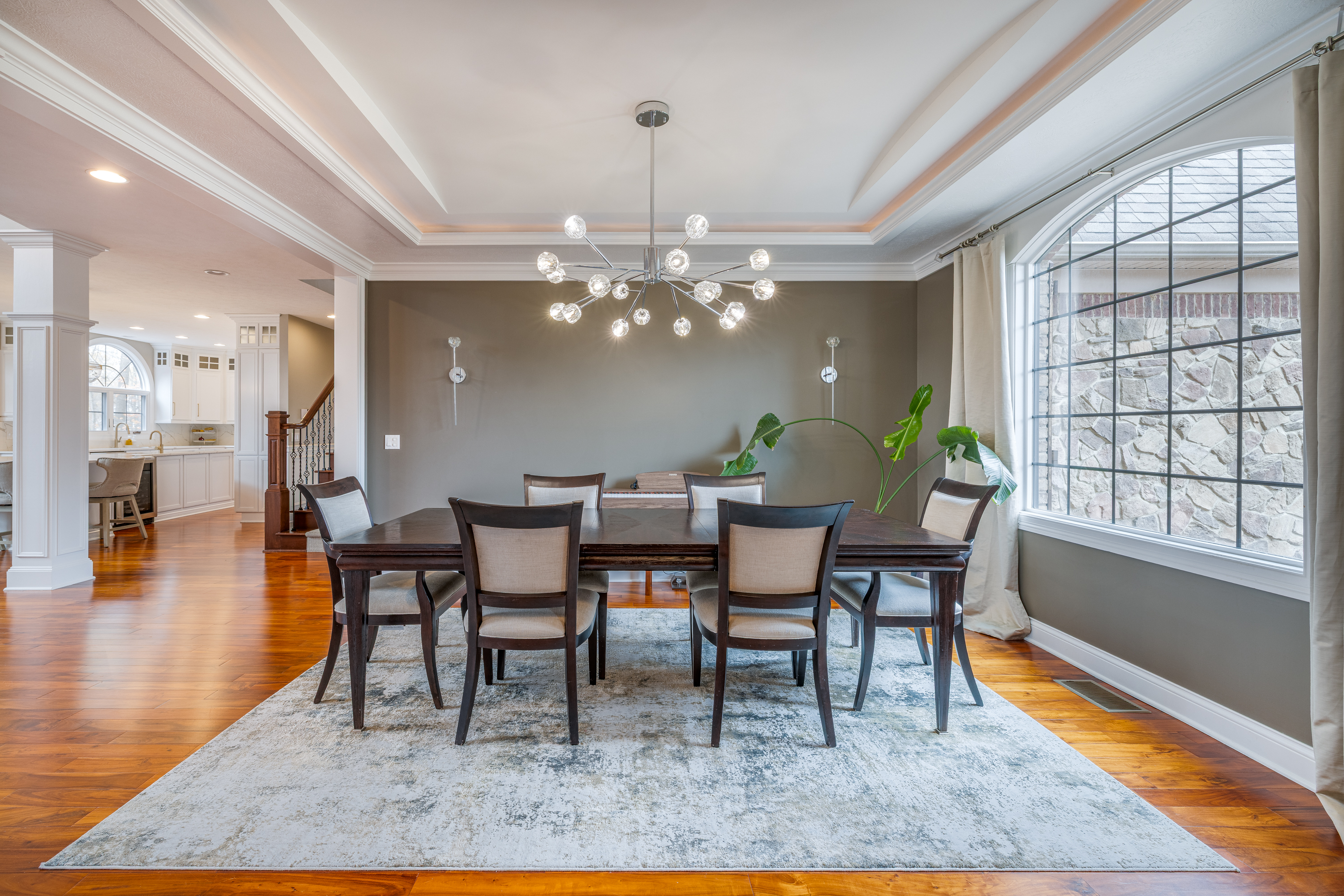 Strongsville, Ohio, 44136, United States, 4 Bedrooms Bedrooms, ,5 BathroomsBathrooms,Residential,For Sale,1988624