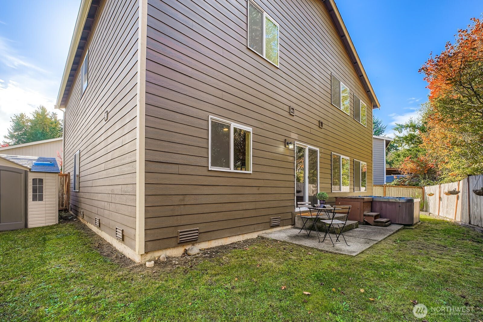 Puyallup, Washington, 98375, United States, 5 Bedrooms Bedrooms, ,3 BathroomsBathrooms,Residential,For Sale,1983977