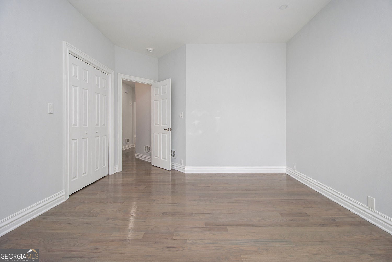 Lithonia, Georgia, 30058, United States, 5 Bedrooms Bedrooms, ,5 BathroomsBathrooms,Residential,For Sale,1863346