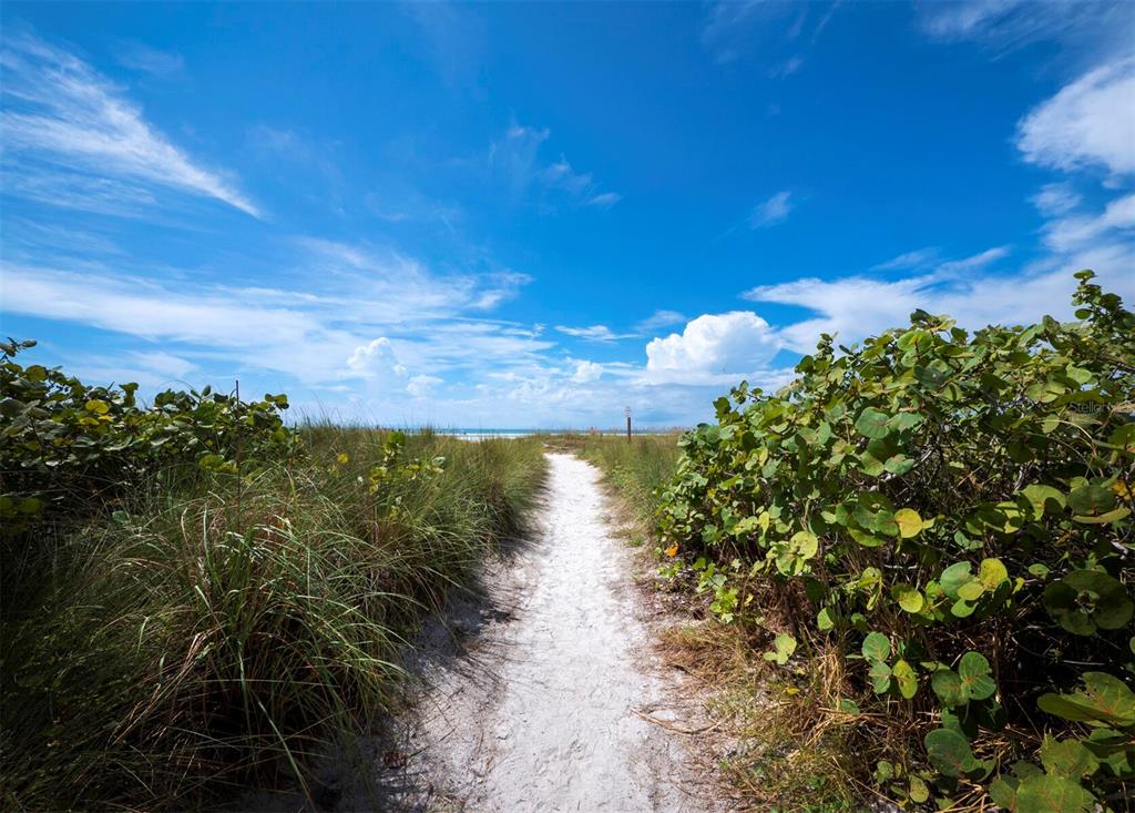 Sarasota, Florida, 34236, United States, 2 Bedrooms Bedrooms, ,2 BathroomsBathrooms,Residential,For Sale,1804135