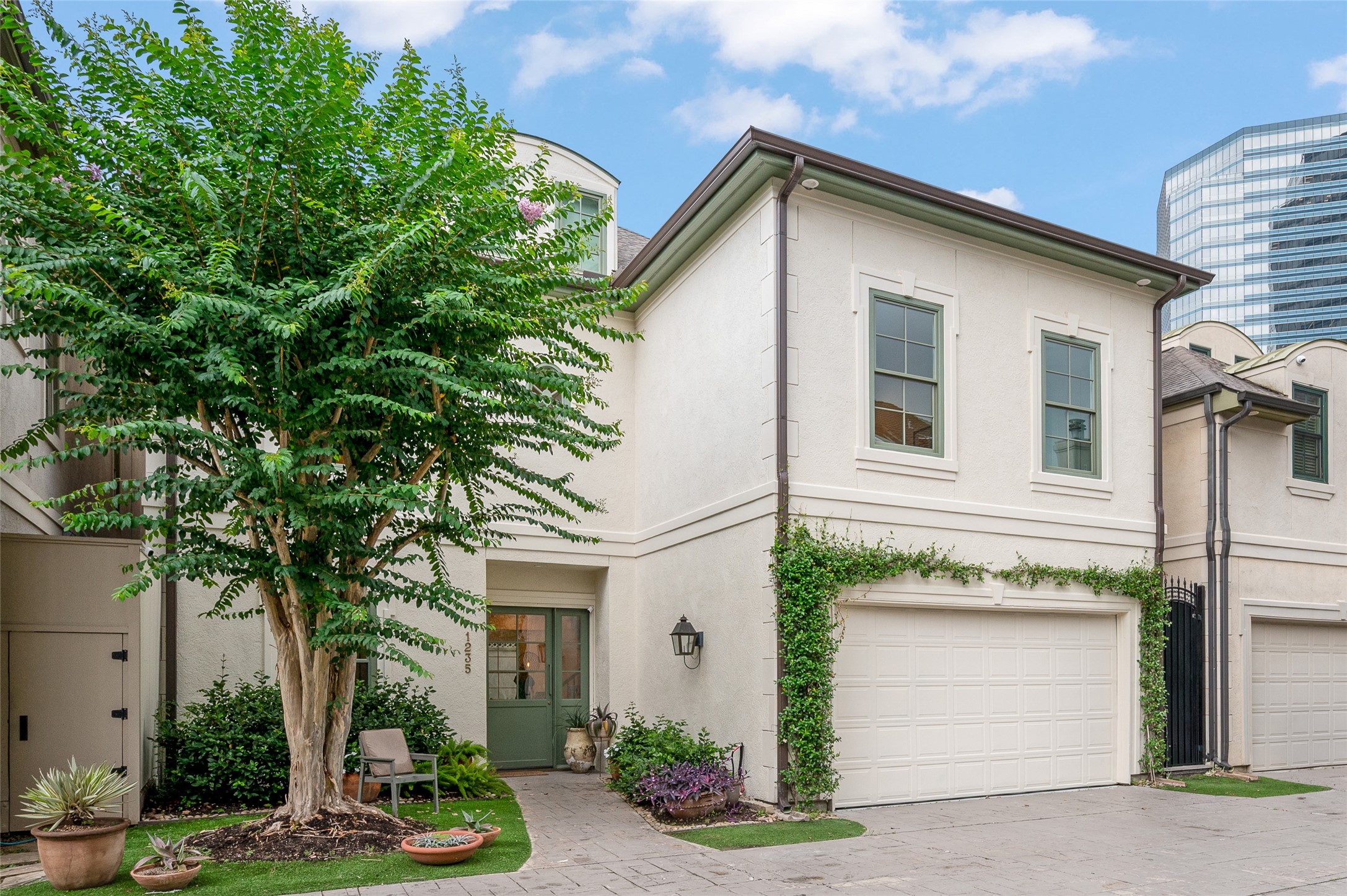  1235 Wynden Oaks Garden Drive - 物件實景