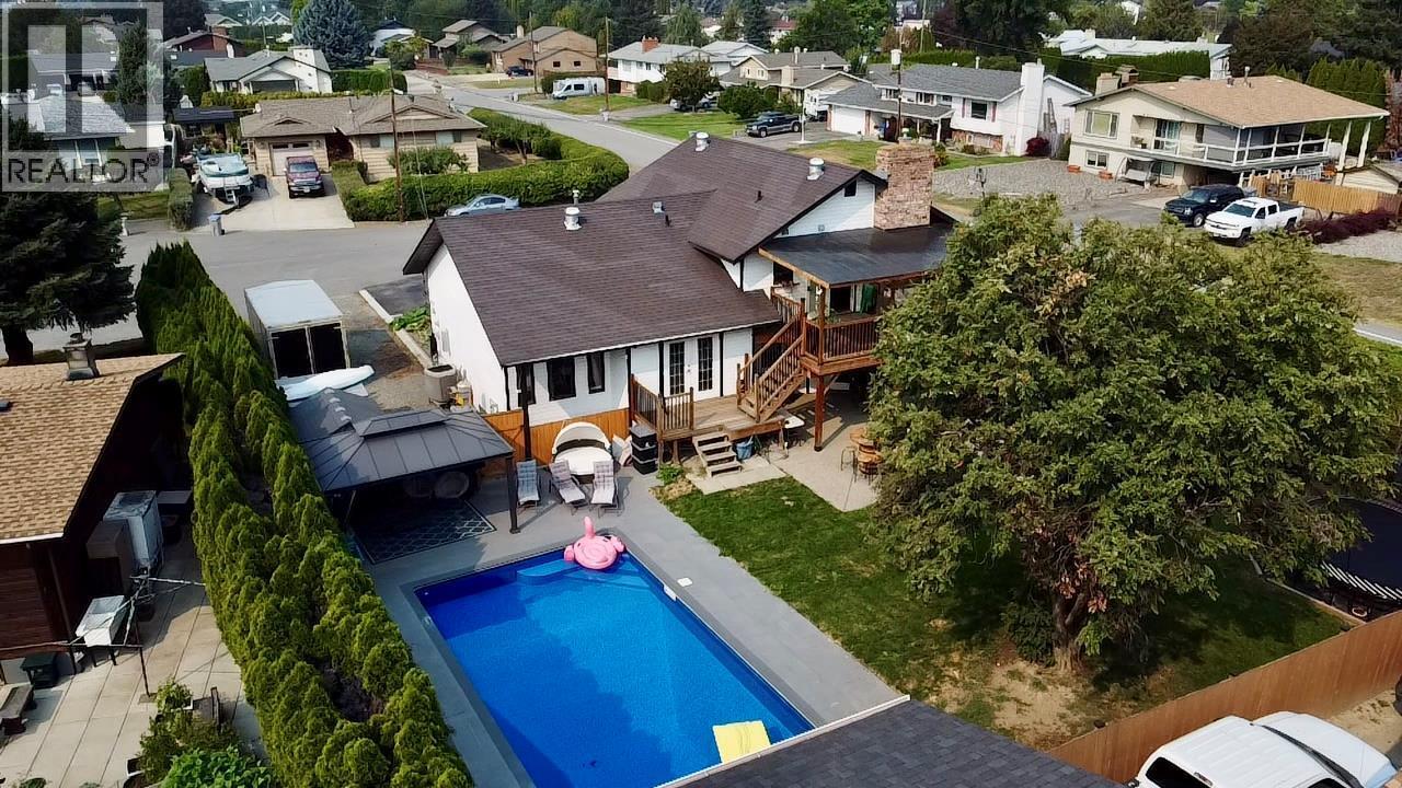 KAMLOOPS, British Columbia, V2H 1N1, CA, 4 Bedrooms Bedrooms, ,4 BathroomsBathrooms,Residential,For Sale,1947764