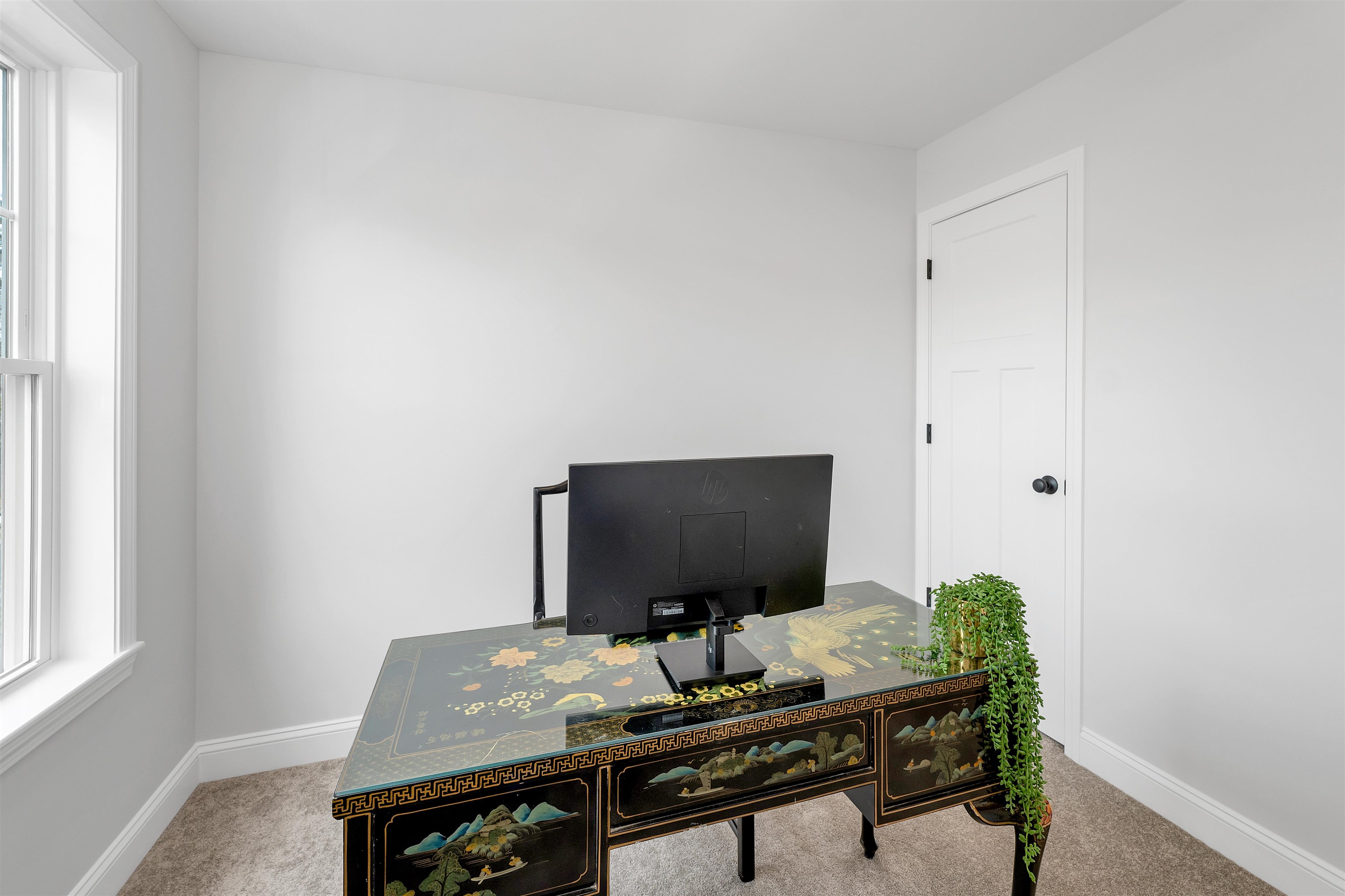 Litchfield, New Hampshire, 03052, United States, 3 Bedrooms Bedrooms, ,2 BathroomsBathrooms,Residential,For Sale,1860040