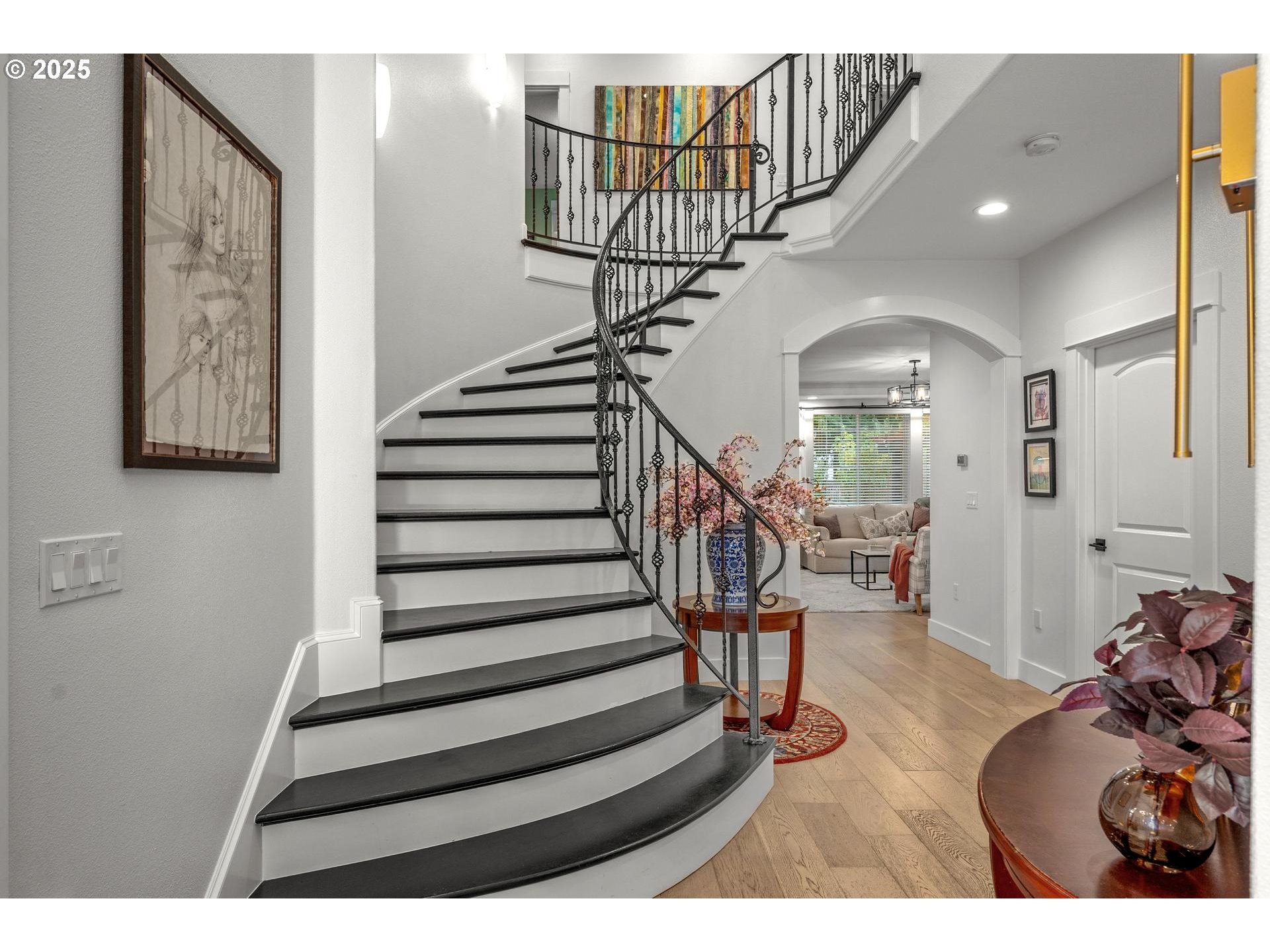 Portland, Oregon, 97223, United States, 4 Bedrooms Bedrooms, ,3 BathroomsBathrooms,Residential,For Sale,1991848