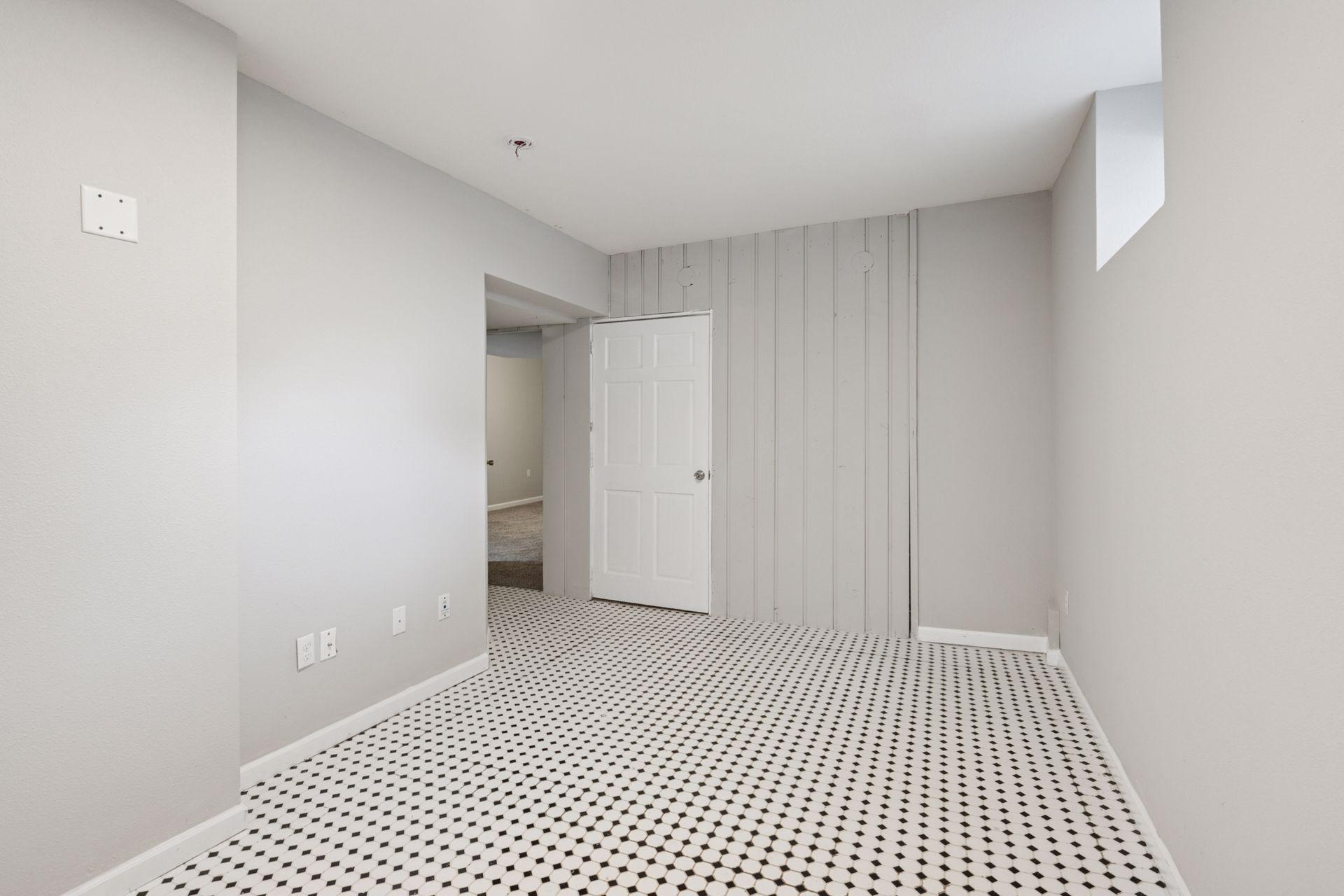 Minneapolis, Minnesota, 55408, United States, ,Residential,For Sale,1821606