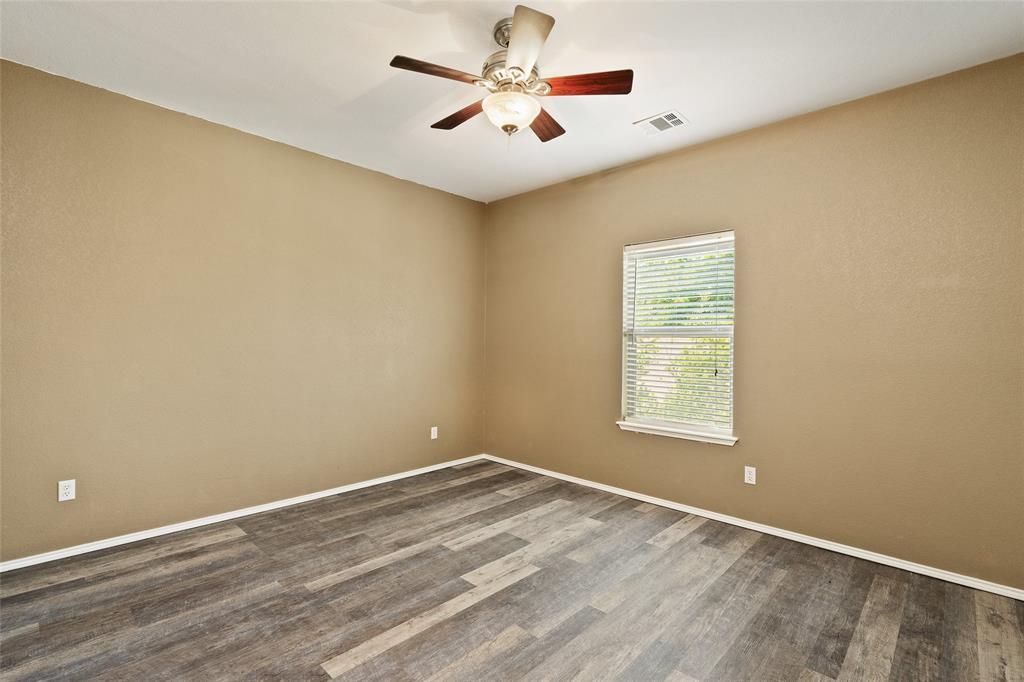 Fort Worth, Texas, 76110, United States, 6 Bedrooms Bedrooms, ,4 BathroomsBathrooms,Residential,For Sale,1837123