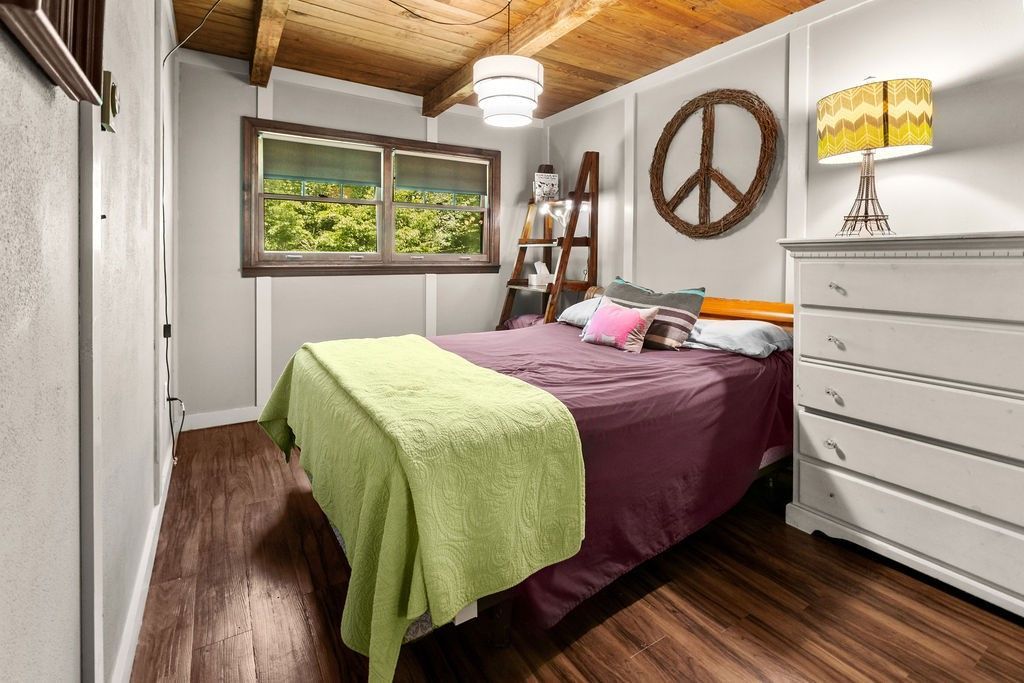 New Kingston, New York, 12459, United States, 3 Bedrooms Bedrooms, ,2 BathroomsBathrooms,Residential,For Sale,1907785