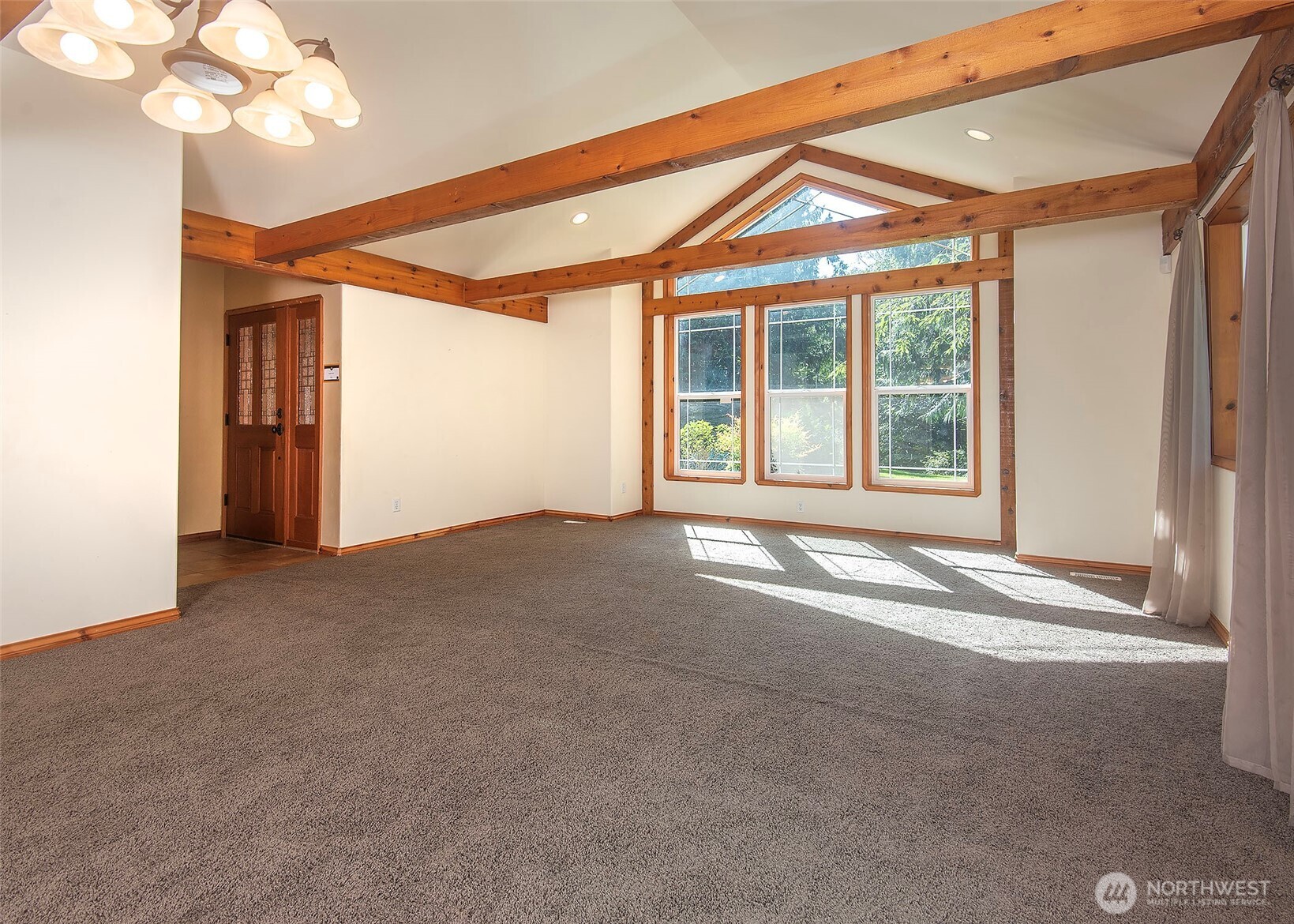 Stanwood, Washington, 98292, United States, 4 Bedrooms Bedrooms, ,2 BathroomsBathrooms,Residential,For Sale,1926284