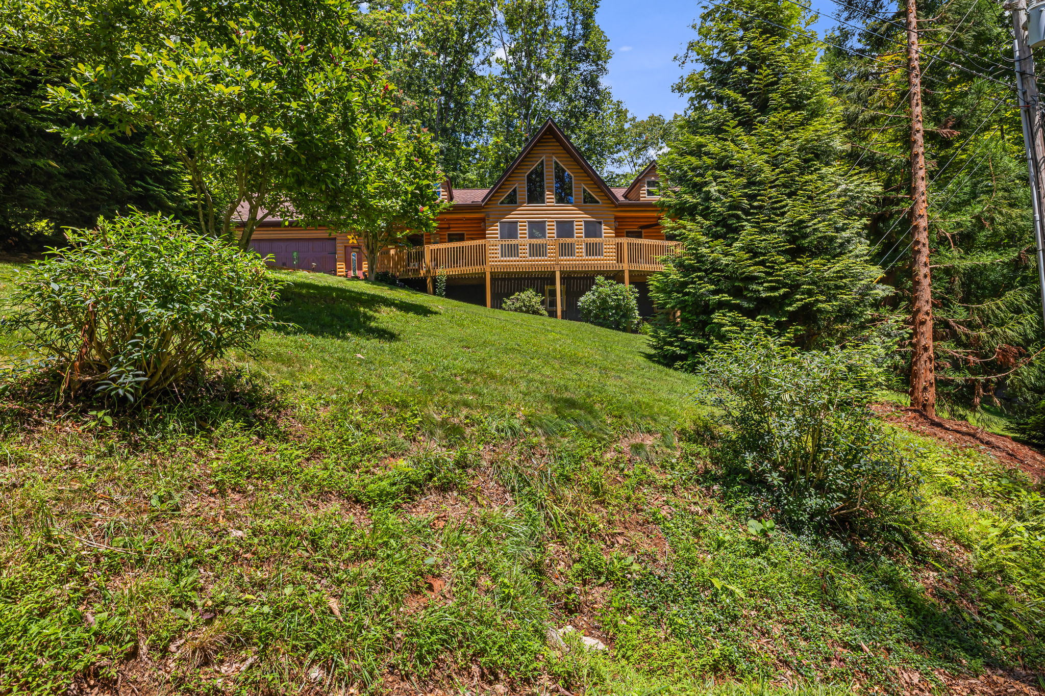 Burnsville, North Carolina, 28714, United States, 2 Bedrooms Bedrooms, ,Residential,For Sale,1931797