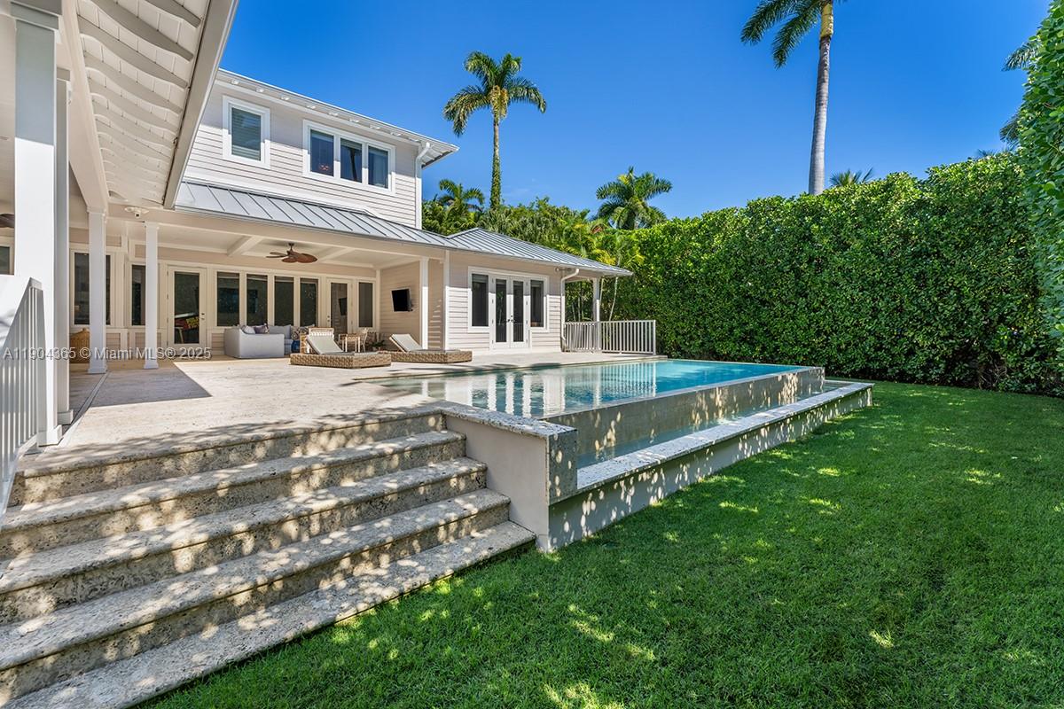 Miami Beach, Florida, 33140, United States, 4 Bedrooms Bedrooms, ,6 BathroomsBathrooms,Residential,For Sale,1992066