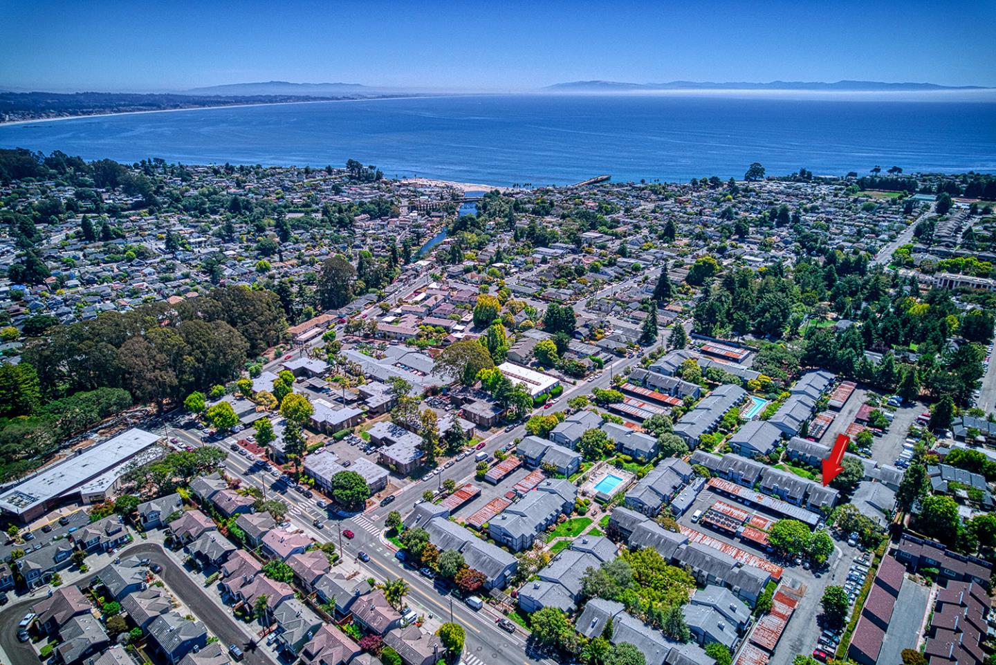Capitola, California, 95010, United States, 2 Bedrooms Bedrooms, ,1 BathroomBathrooms,Residential,For Sale,1920106