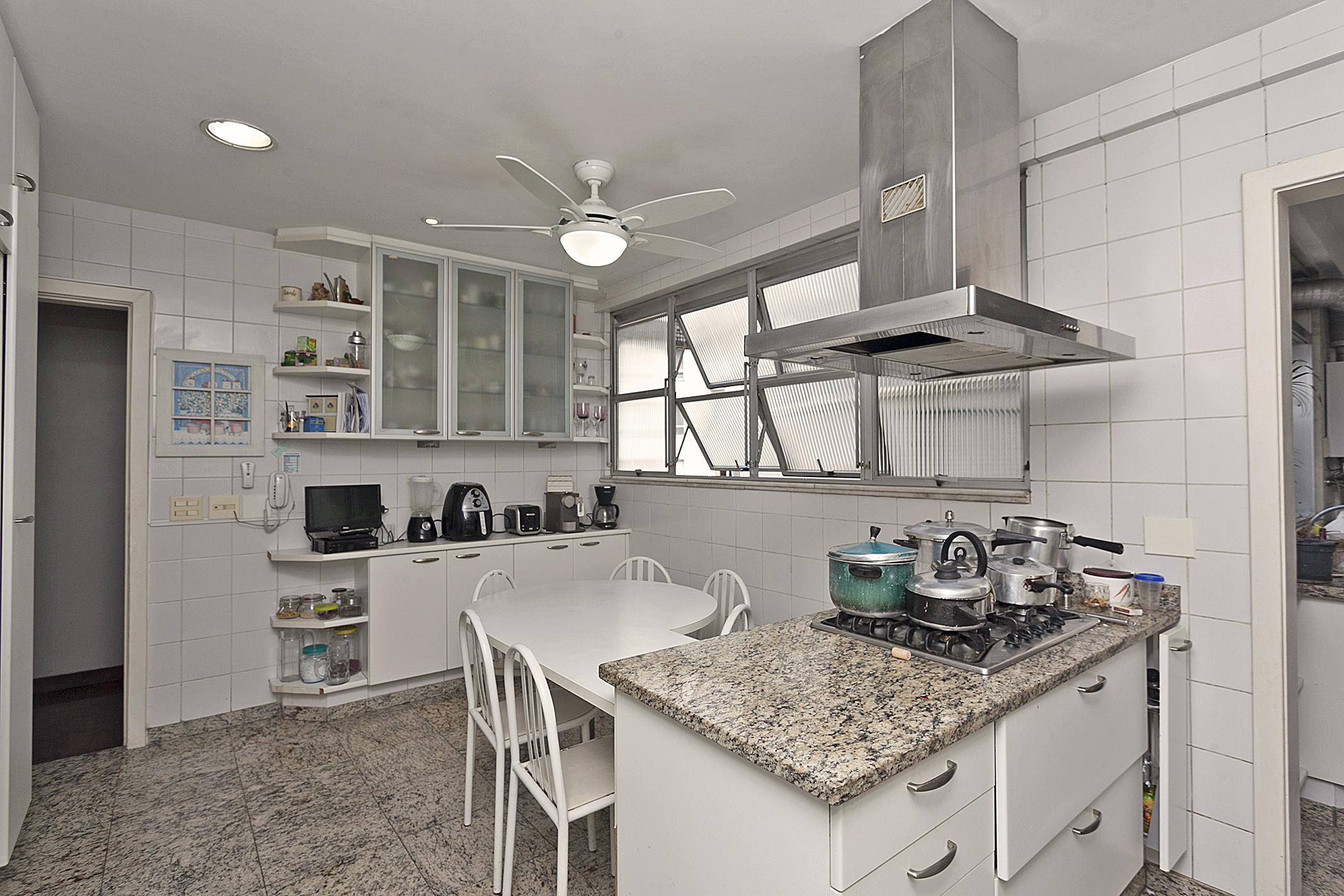  Apartment with Views of Cristo Redentor on Avenida Alexandre Ferreira - 物件實景