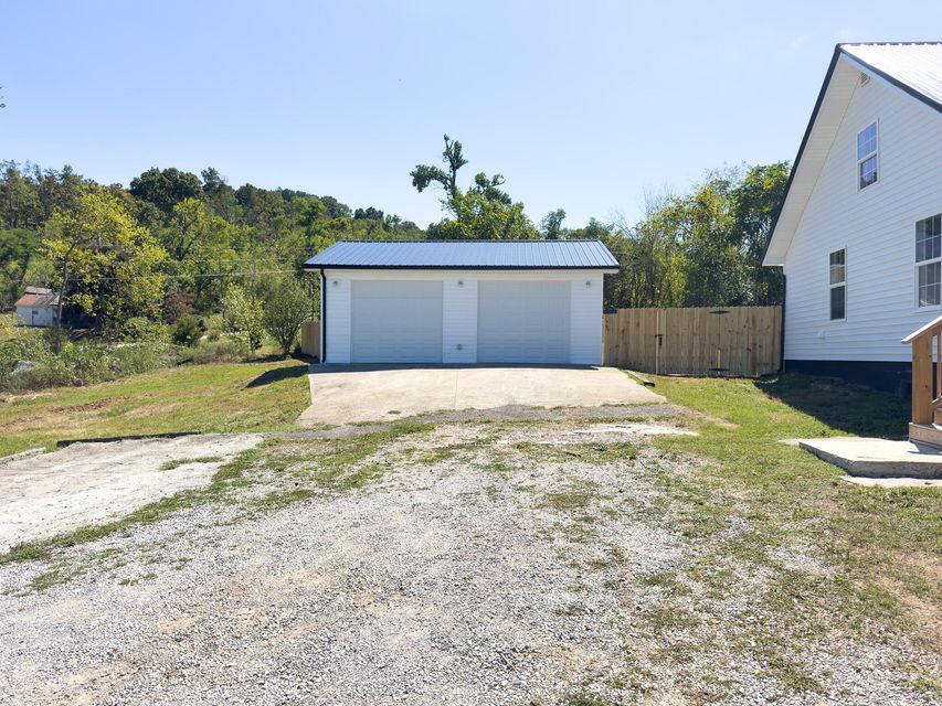 Somerset, Kentucky, 42501, United States, 4 Bedrooms Bedrooms, ,2 BathroomsBathrooms,Residential,For Sale,1943873