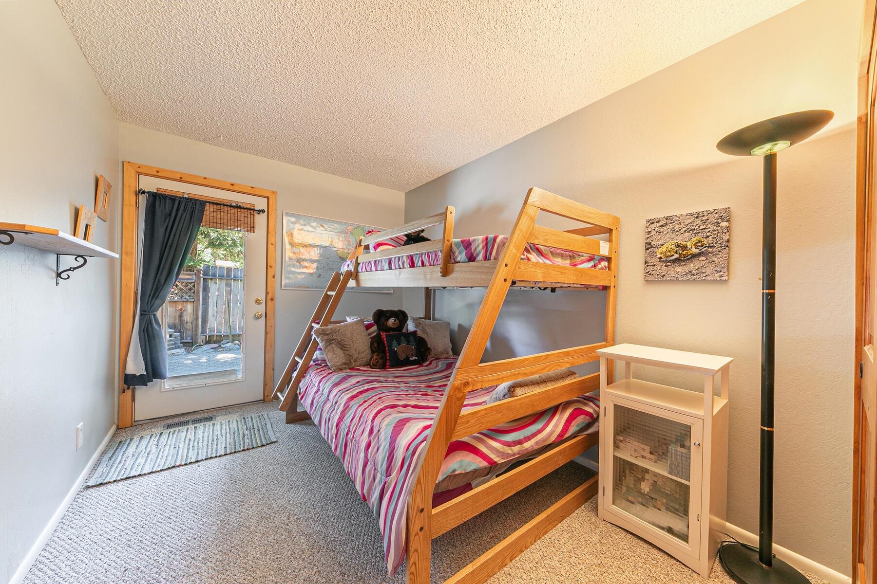 Tahoe City, California, 96145, United States, 3 Bedrooms Bedrooms, ,2 BathroomsBathrooms,Residential,For Sale,1916712