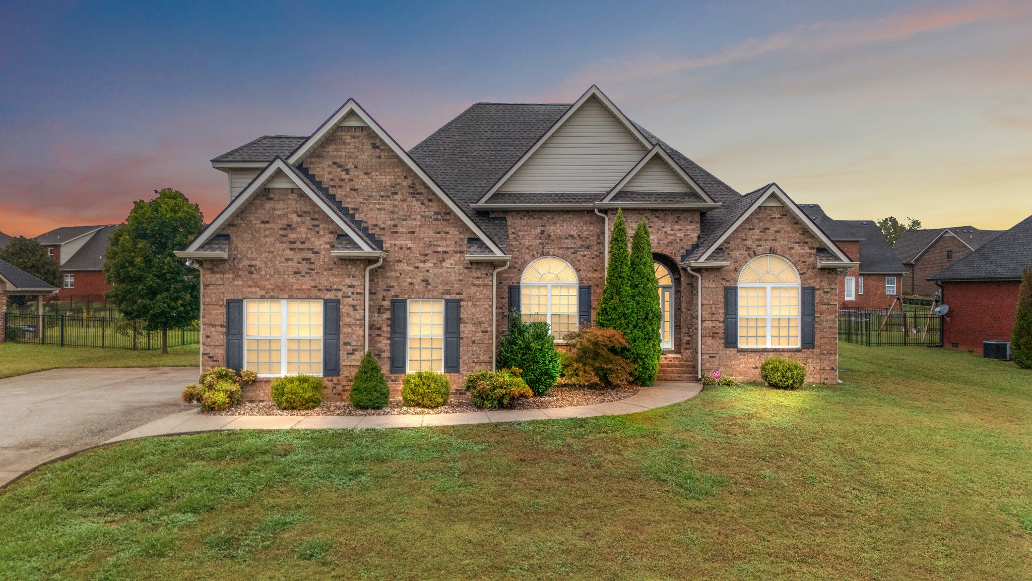 Murfreesboro, Tennessee, 37129, United States, 3 Bedrooms Bedrooms, ,3 BathroomsBathrooms,Residential,For Sale,1985378