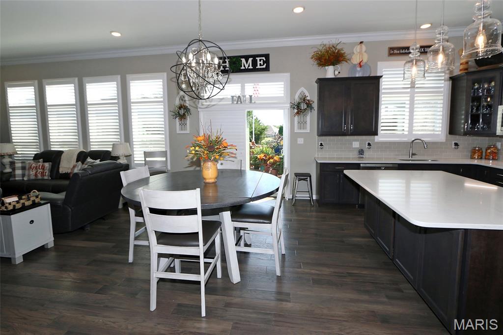 Wentzville, Missouri, 63385, United States, 3 Bedrooms Bedrooms, ,3 BathroomsBathrooms,Residential,For Sale,1958950