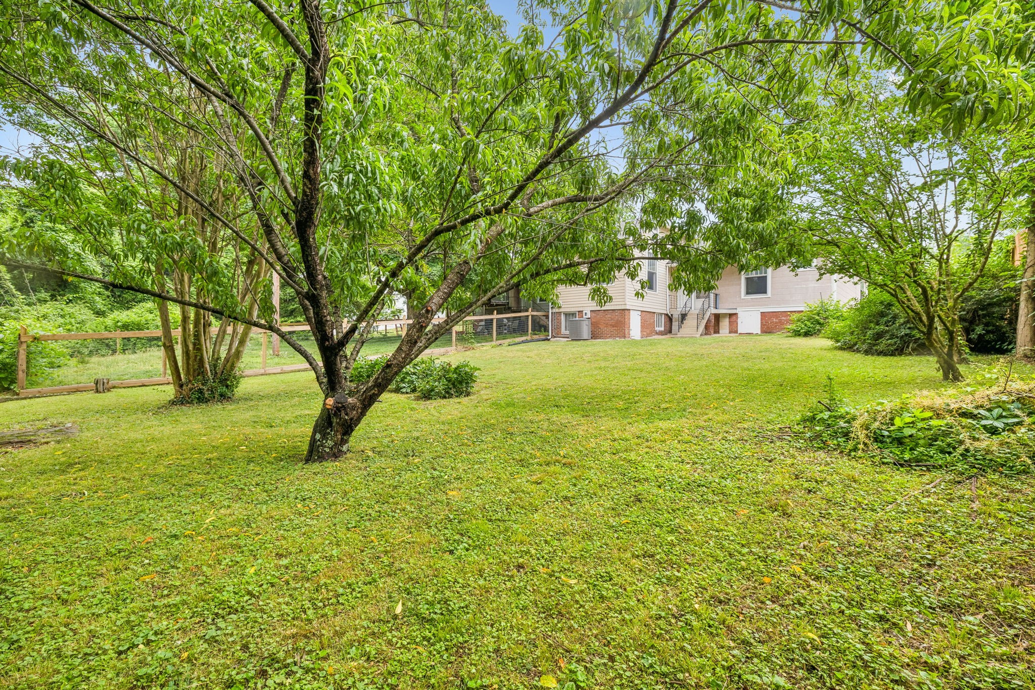  235 Georgia Ave, Clarksville, TN, 37040 - 物件實景