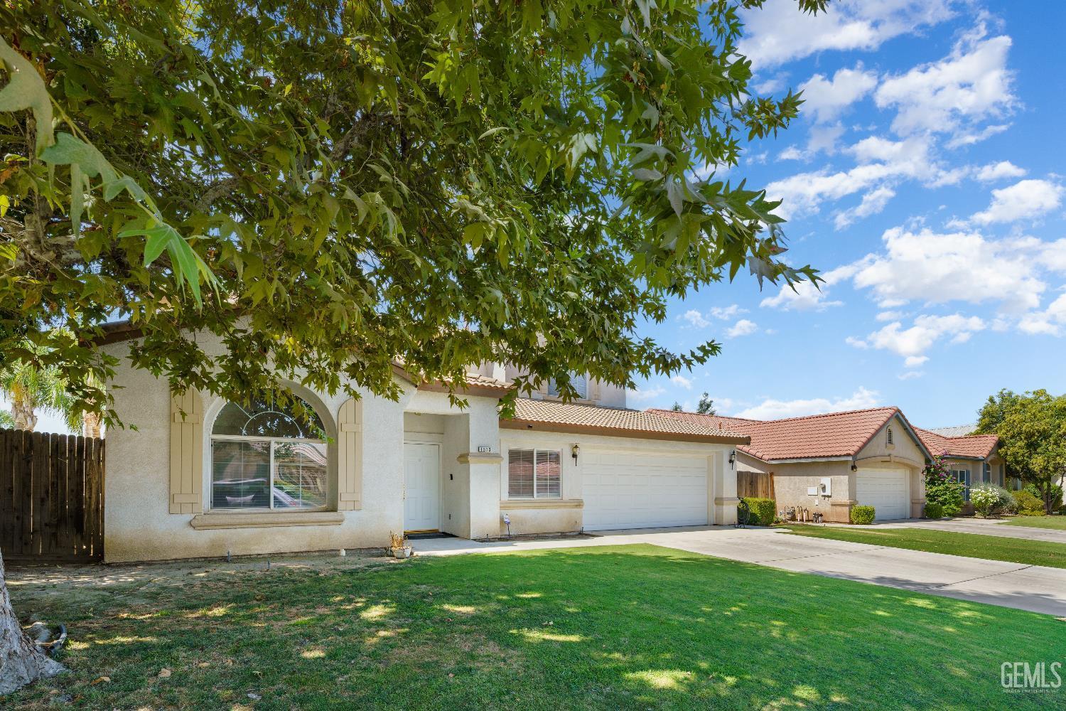 Bakersfield, California, 93311, United States, 5 Bedrooms Bedrooms, ,3 BathroomsBathrooms,Residential,For Sale,1933198