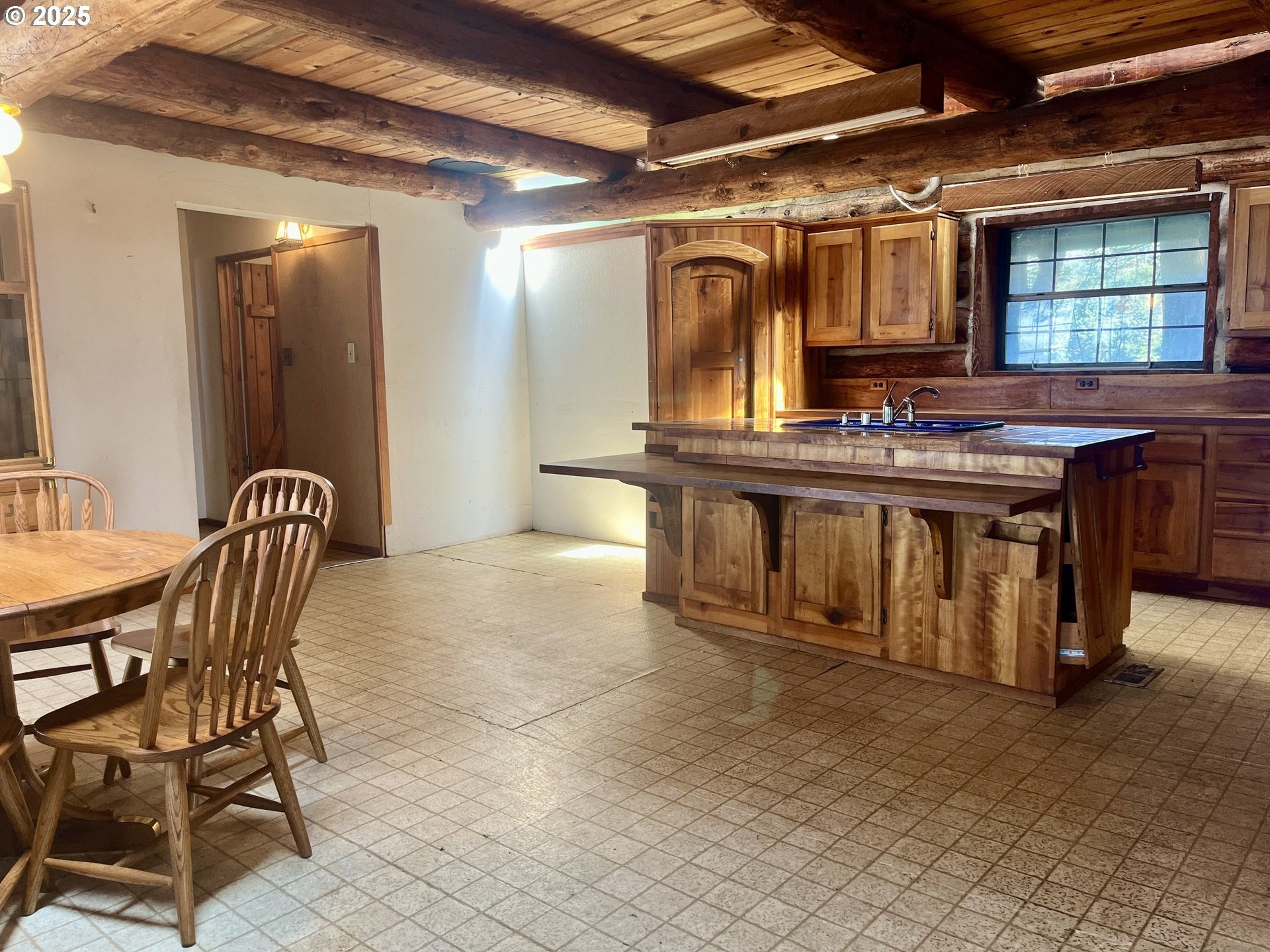 Gold Beach, Oregon, 97444, United States, 3 Bedrooms Bedrooms, ,3 BathroomsBathrooms,Residential,For Sale,1977644