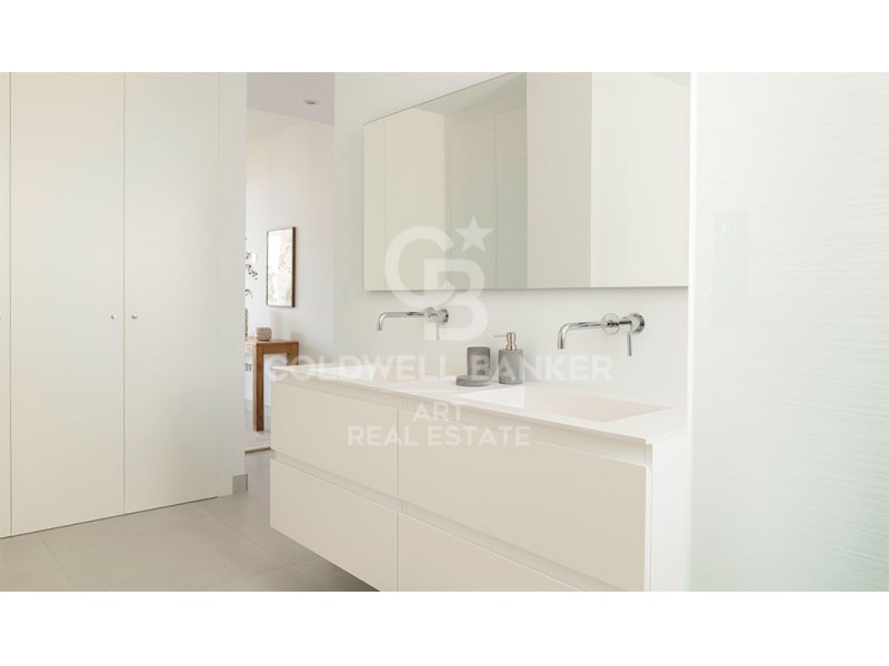 Marbella, Andalusia, ES, 3 Bedrooms Bedrooms, ,3 BathroomsBathrooms,Residential,For Sale,1804518
