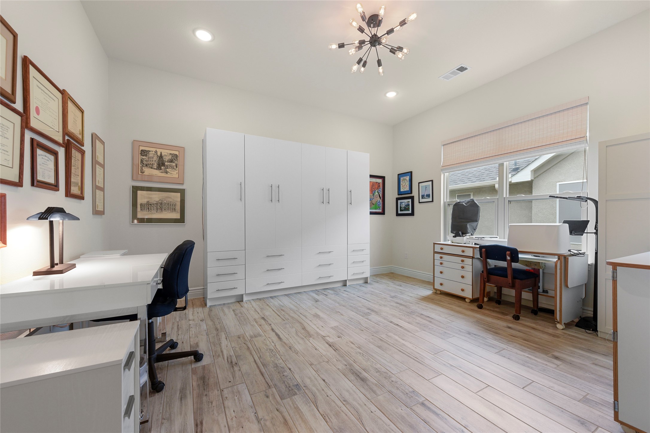 Denton, Texas, 76207, United States, 2 Bedrooms Bedrooms, ,3 BathroomsBathrooms,Residential,For Sale,1837650