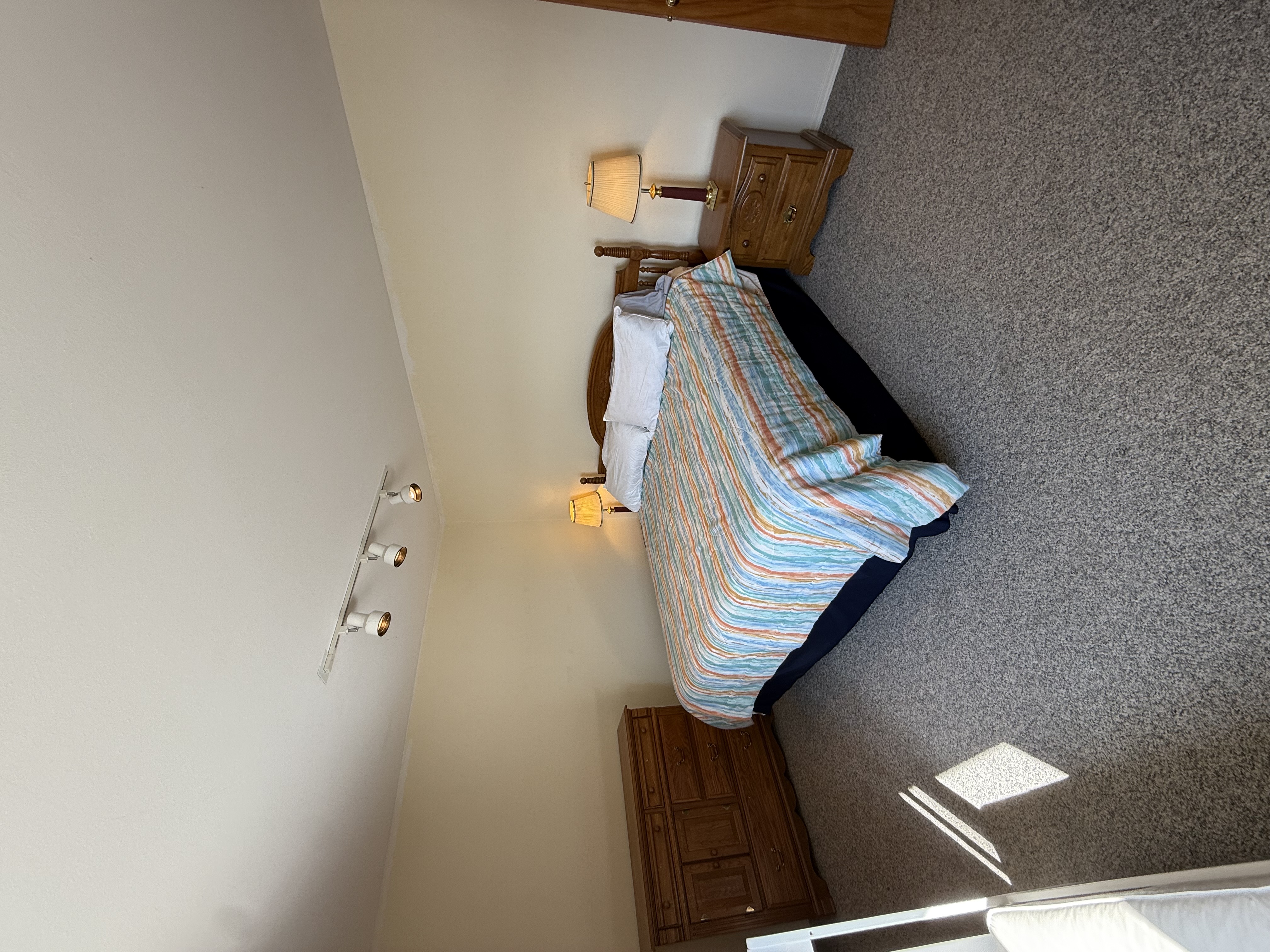 Sagle, Idaho, 83860, United States, 5 Bedrooms Bedrooms, ,4 BathroomsBathrooms,Residential,For Sale,1982064