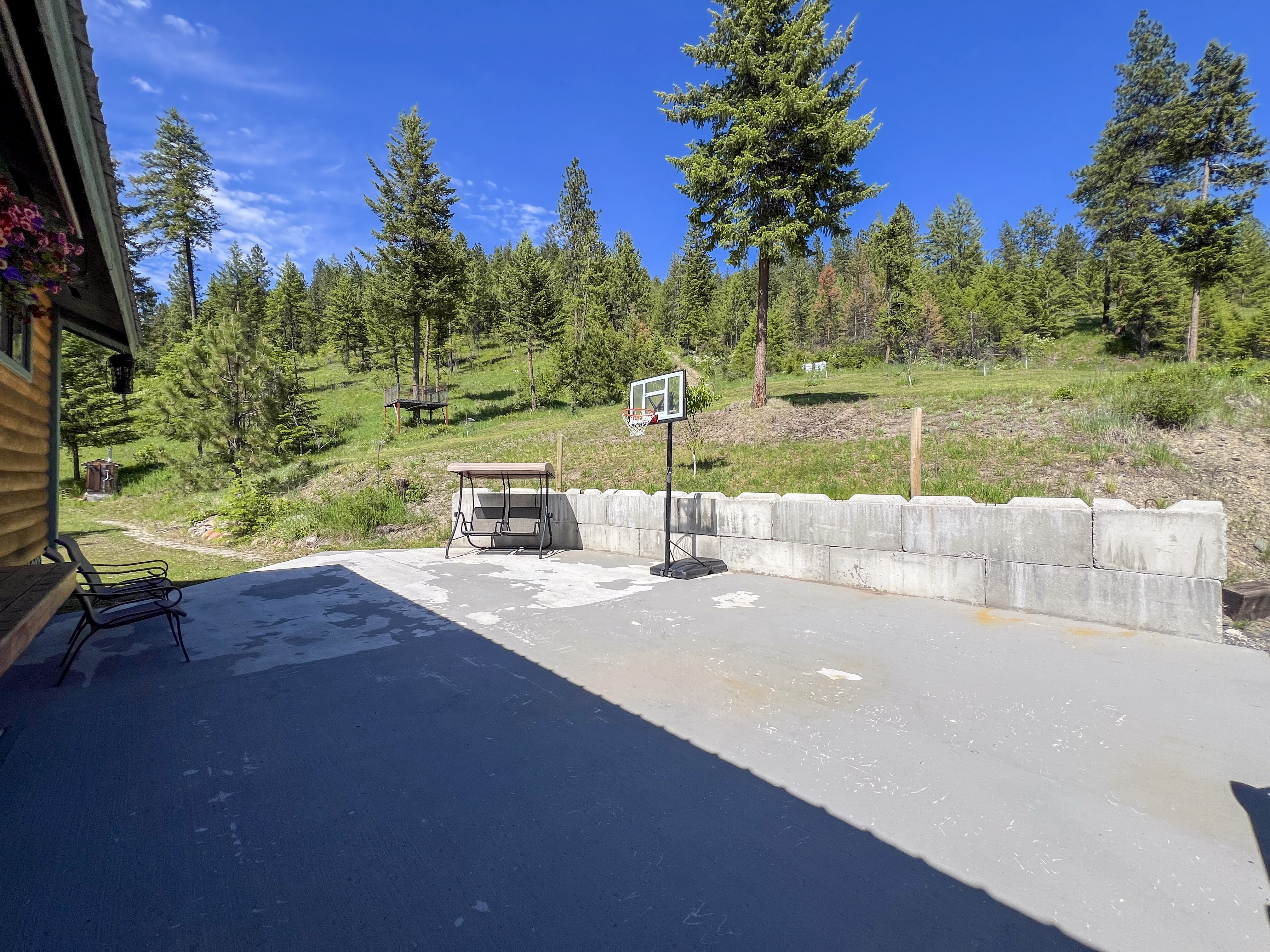 Colville, Washington, 99114, United States, 2 Bedrooms Bedrooms, ,2 BathroomsBathrooms,Residential,For Sale,1928739