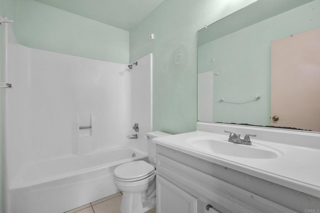 Escondido, California, 92027, United States, 2 Bedrooms Bedrooms, ,2 BathroomsBathrooms,Residential,For Sale,1965689