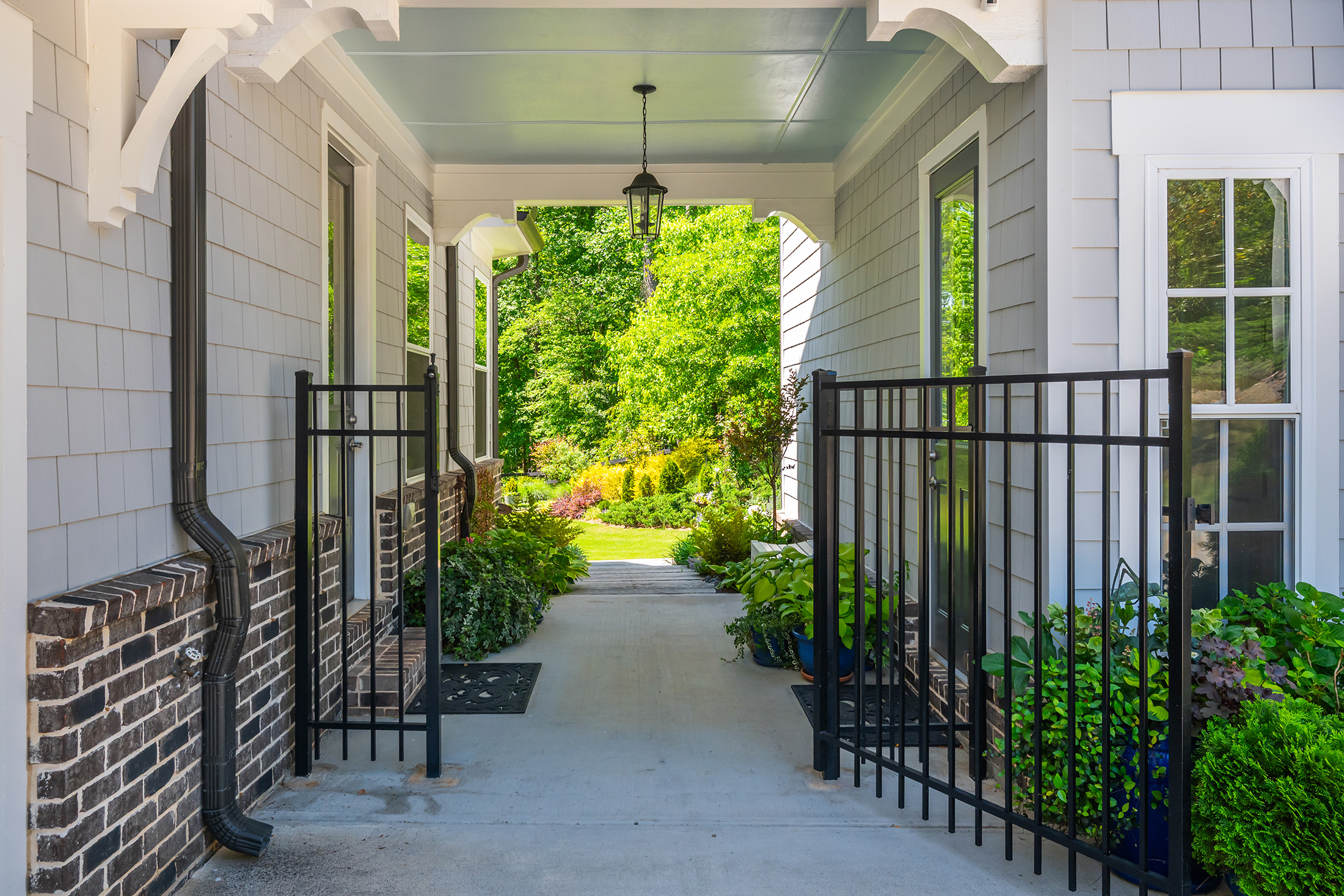  Welcome Home to this Impeccably maintained and Beautifully Appointed Estate - 物件實景