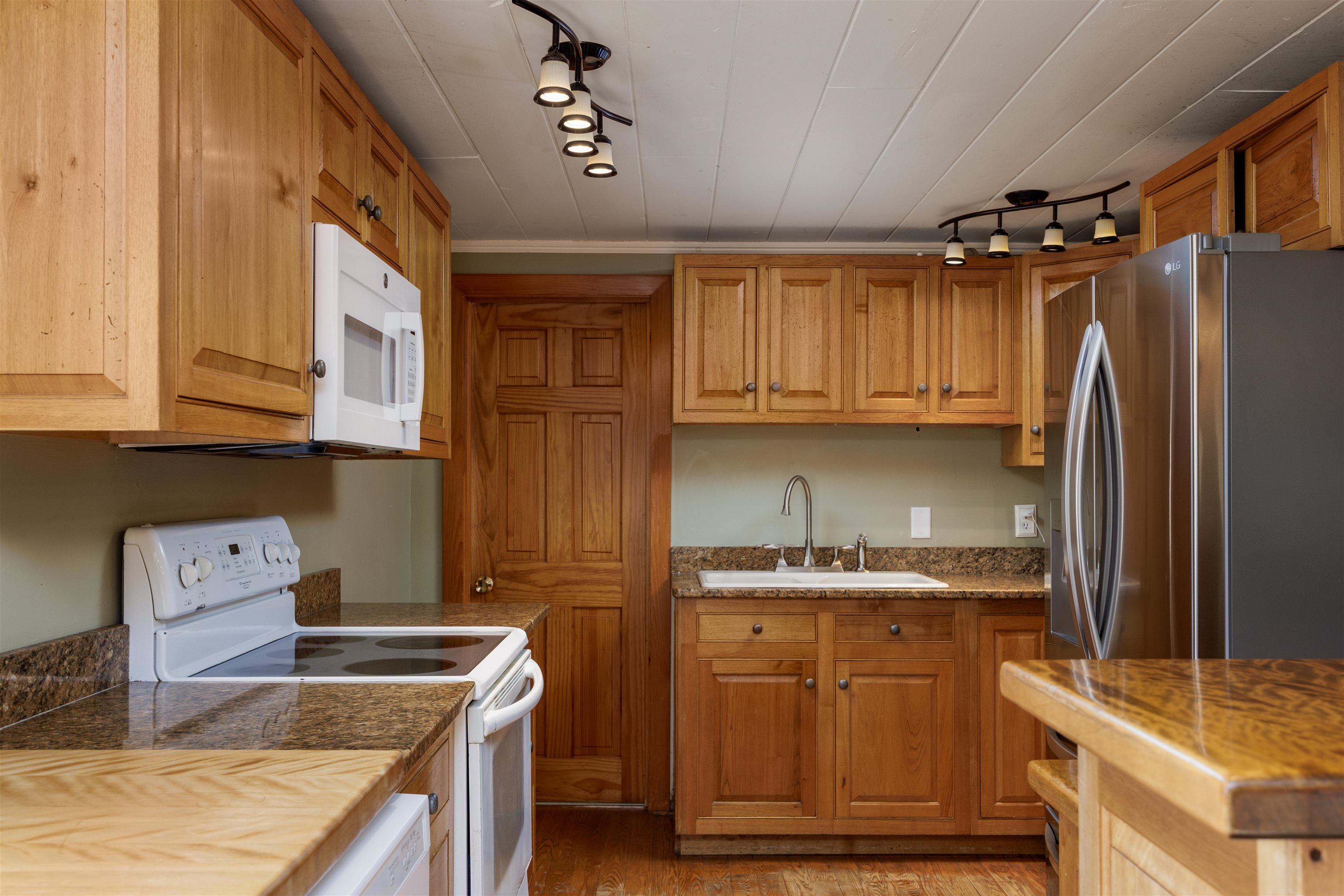 Unity, New Hampshire, 03773, United States, 4 Bedrooms Bedrooms, ,2 BathroomsBathrooms,Residential,For Sale,1986212