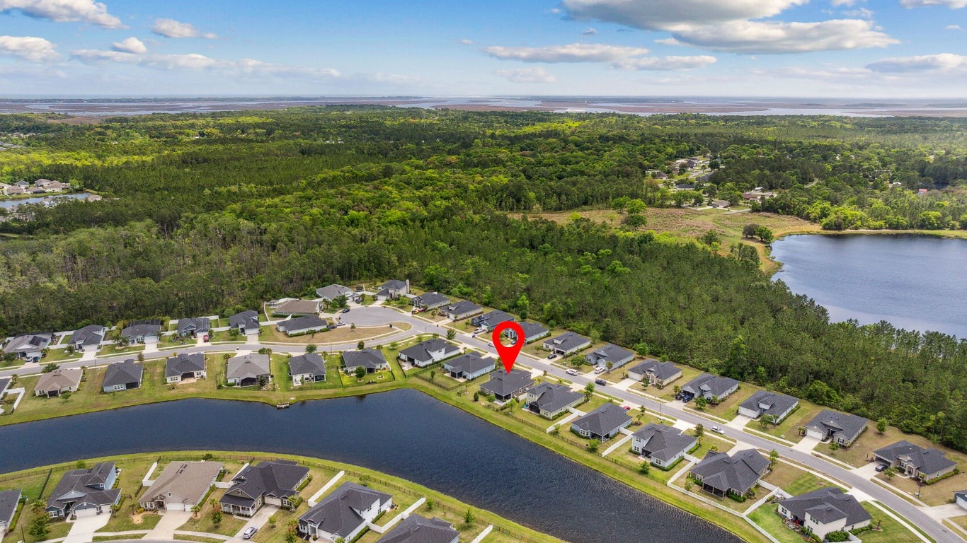 Fernandina Beach, Florida, 32034, United States, 4 Bedrooms Bedrooms, ,3 BathroomsBathrooms,Residential,For Sale,1881619