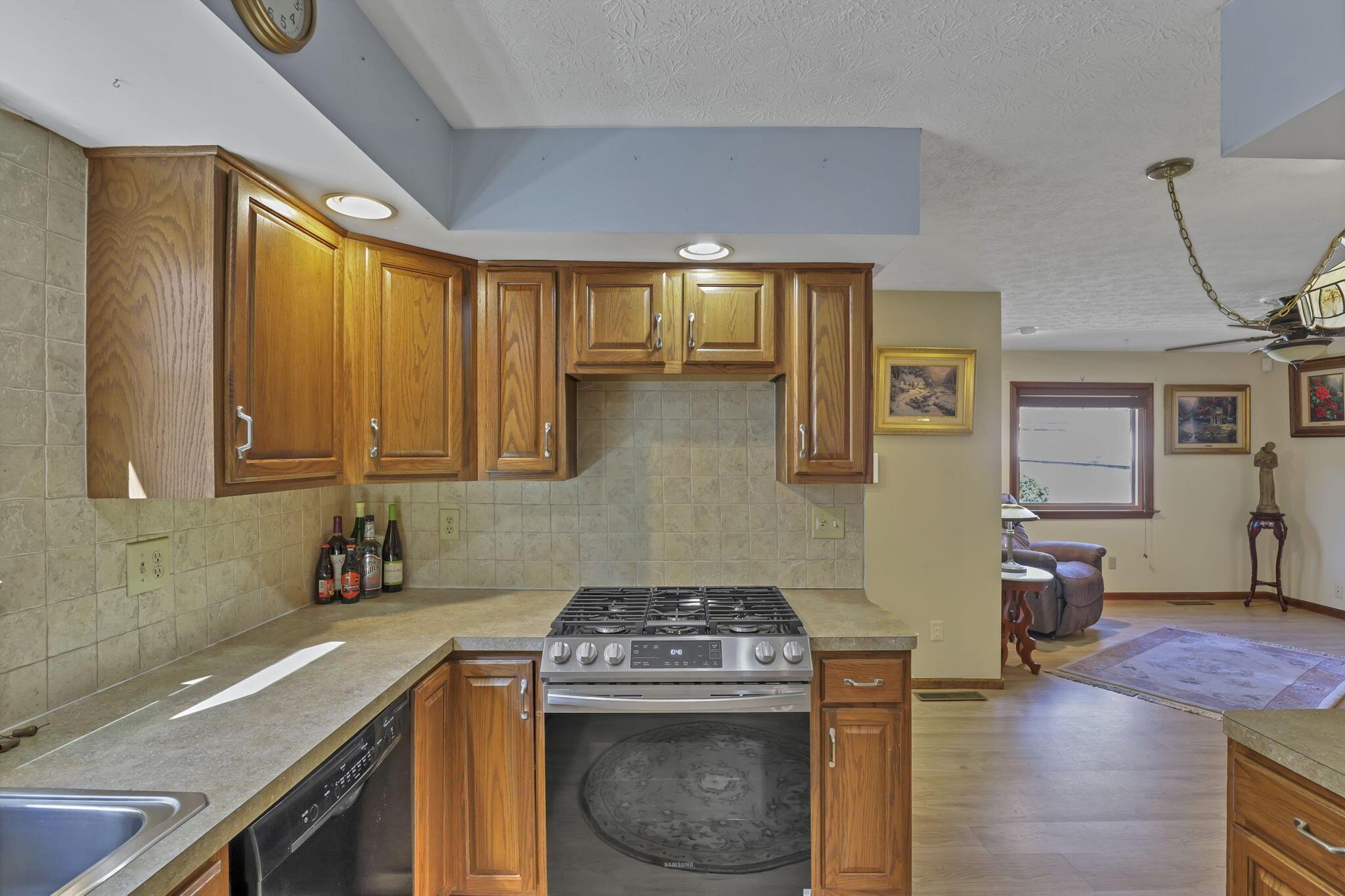 Bexley, Ohio, 43209, United States, 4 Bedrooms Bedrooms, ,3 BathroomsBathrooms,Residential,For Sale,1978539